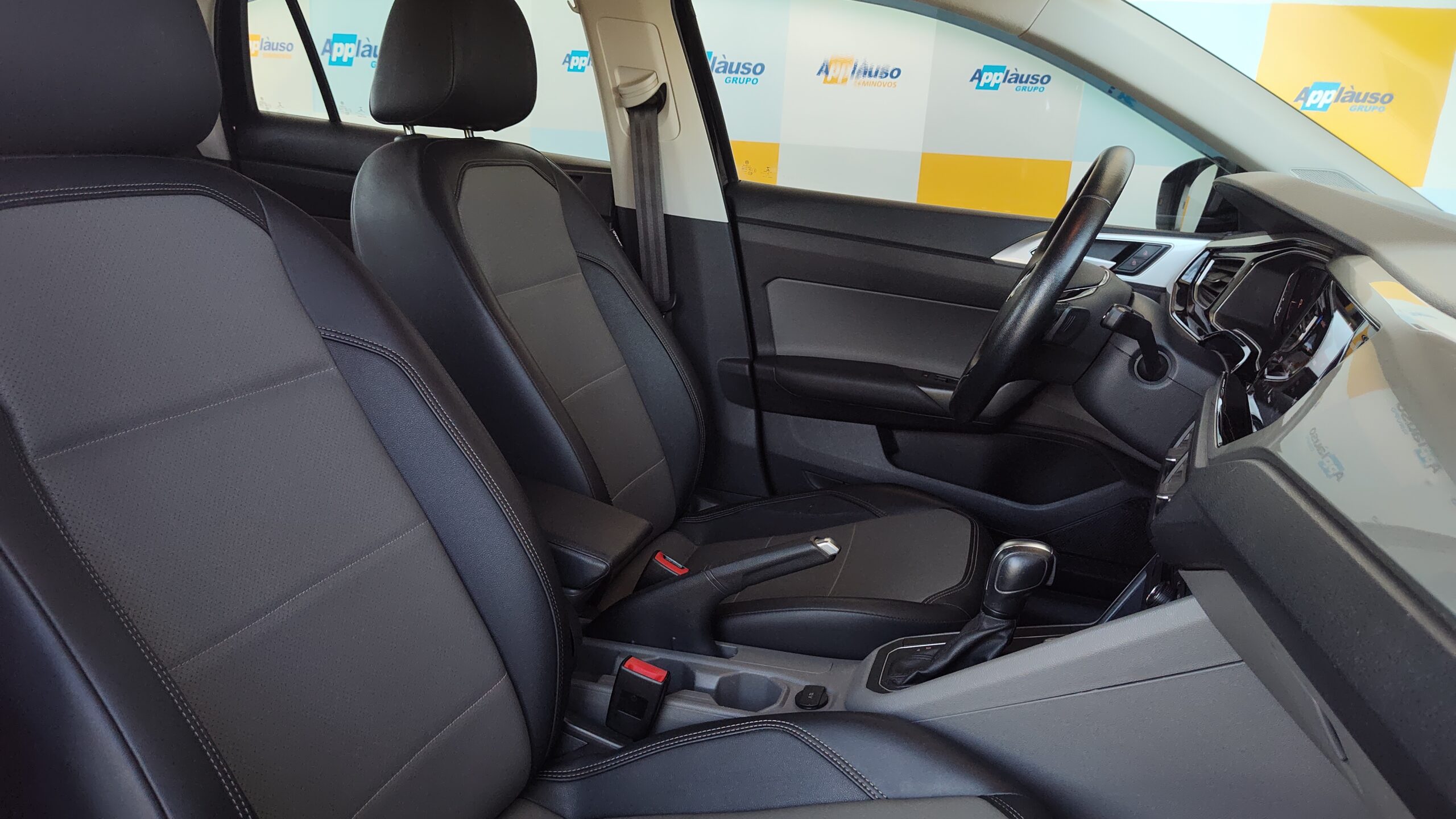 Volkswagen Virtus - 1.0 200 TSI HIGHLINE AUTOMÁTICO