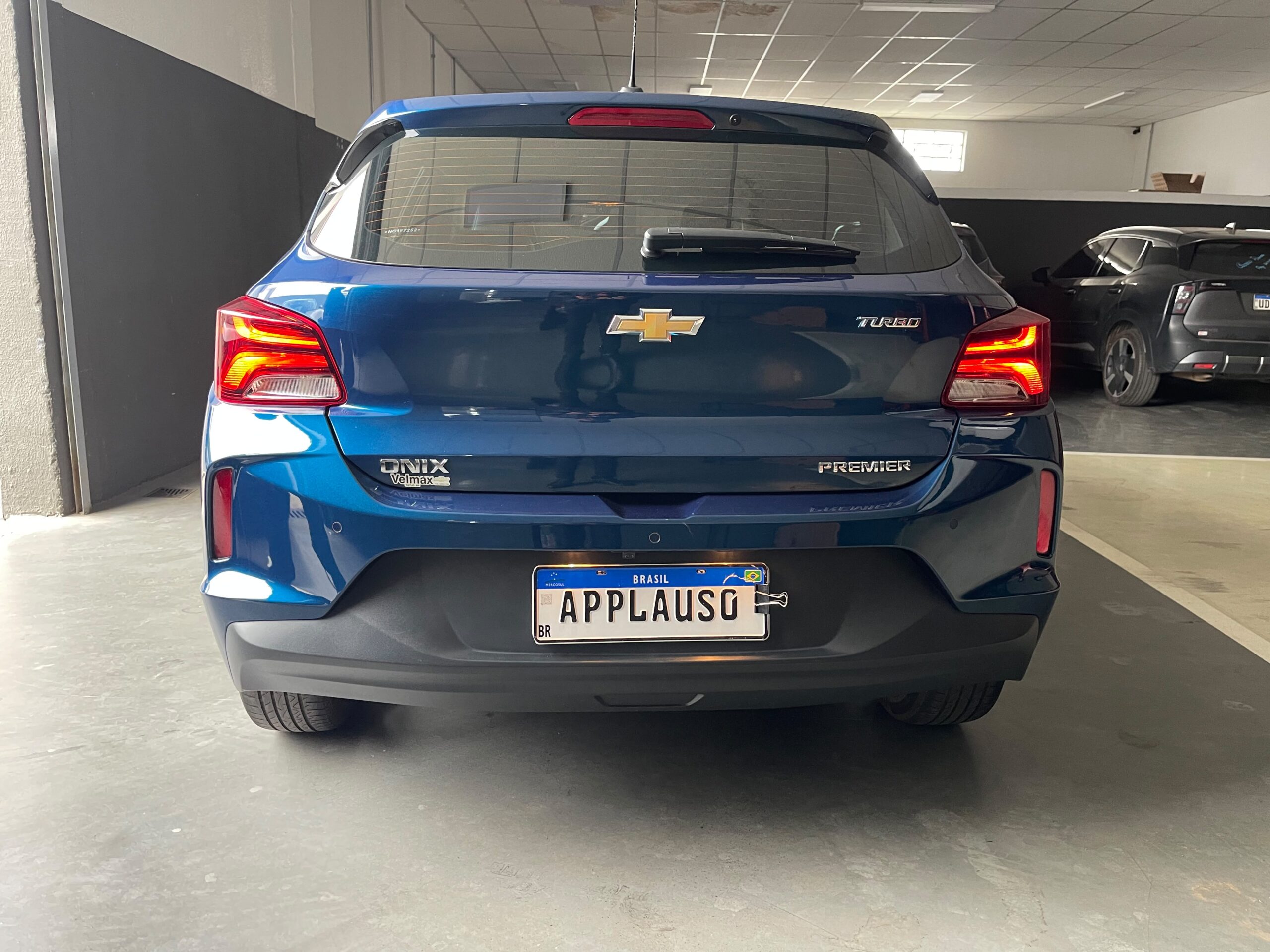 Chevrolet Onix - 1.0 TURBO FLEX AUTOMÁTICO