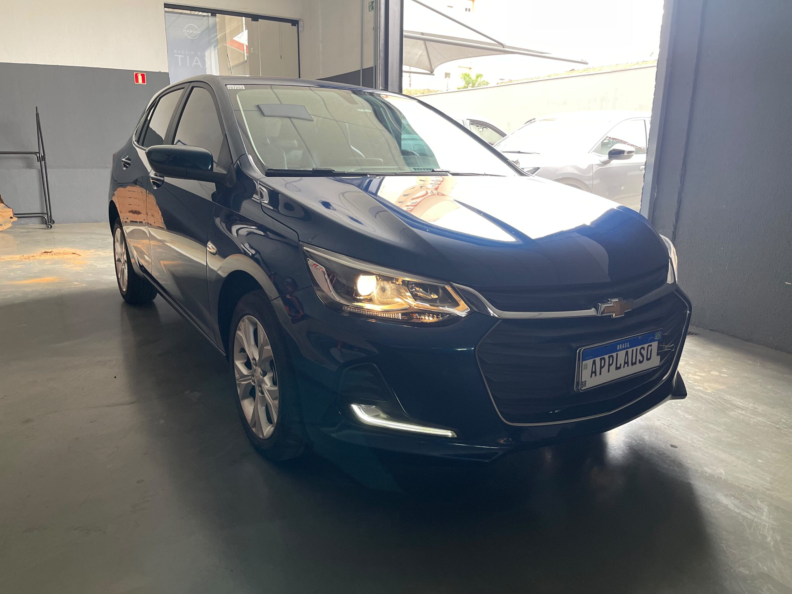 Chevrolet Onix - 1.0 TURBO FLEX AUTOMÁTICO