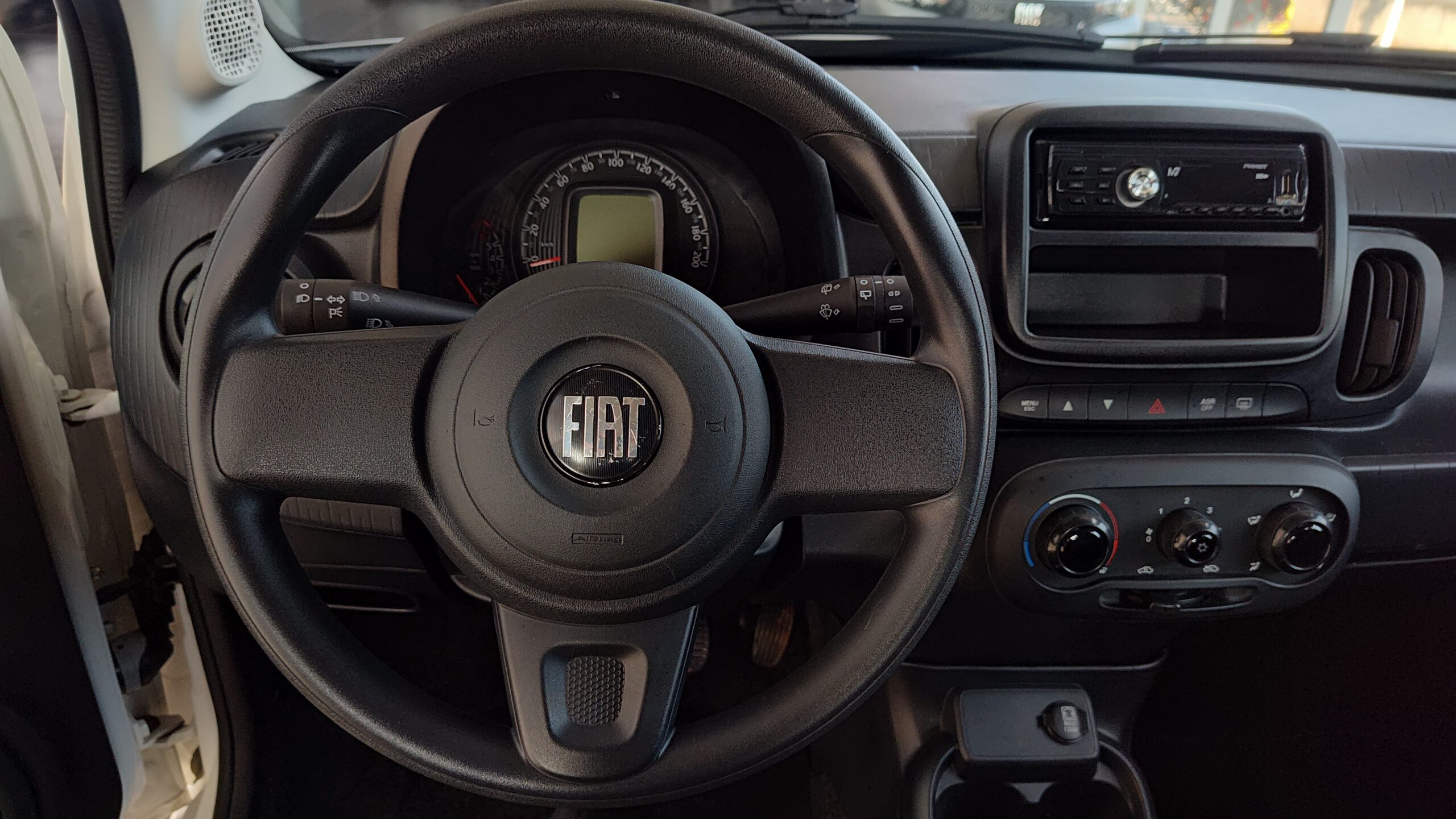 Fiat Mobi - 1.0 EVO FLEX LIKE. MANUAL