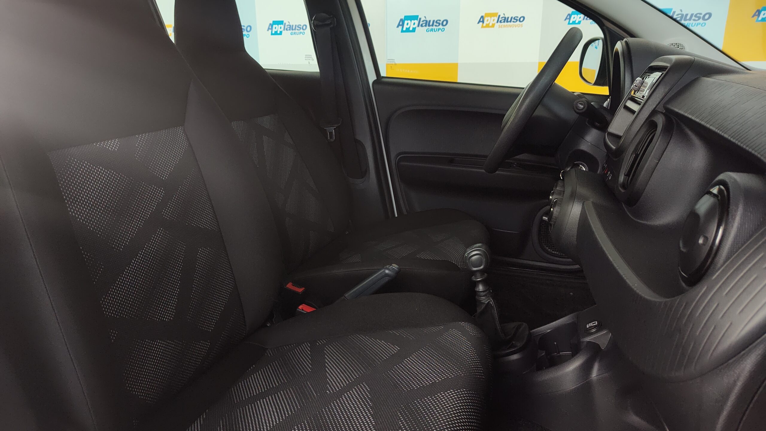Fiat Mobi - 1.0 EVO FLEX LIKE. MANUAL