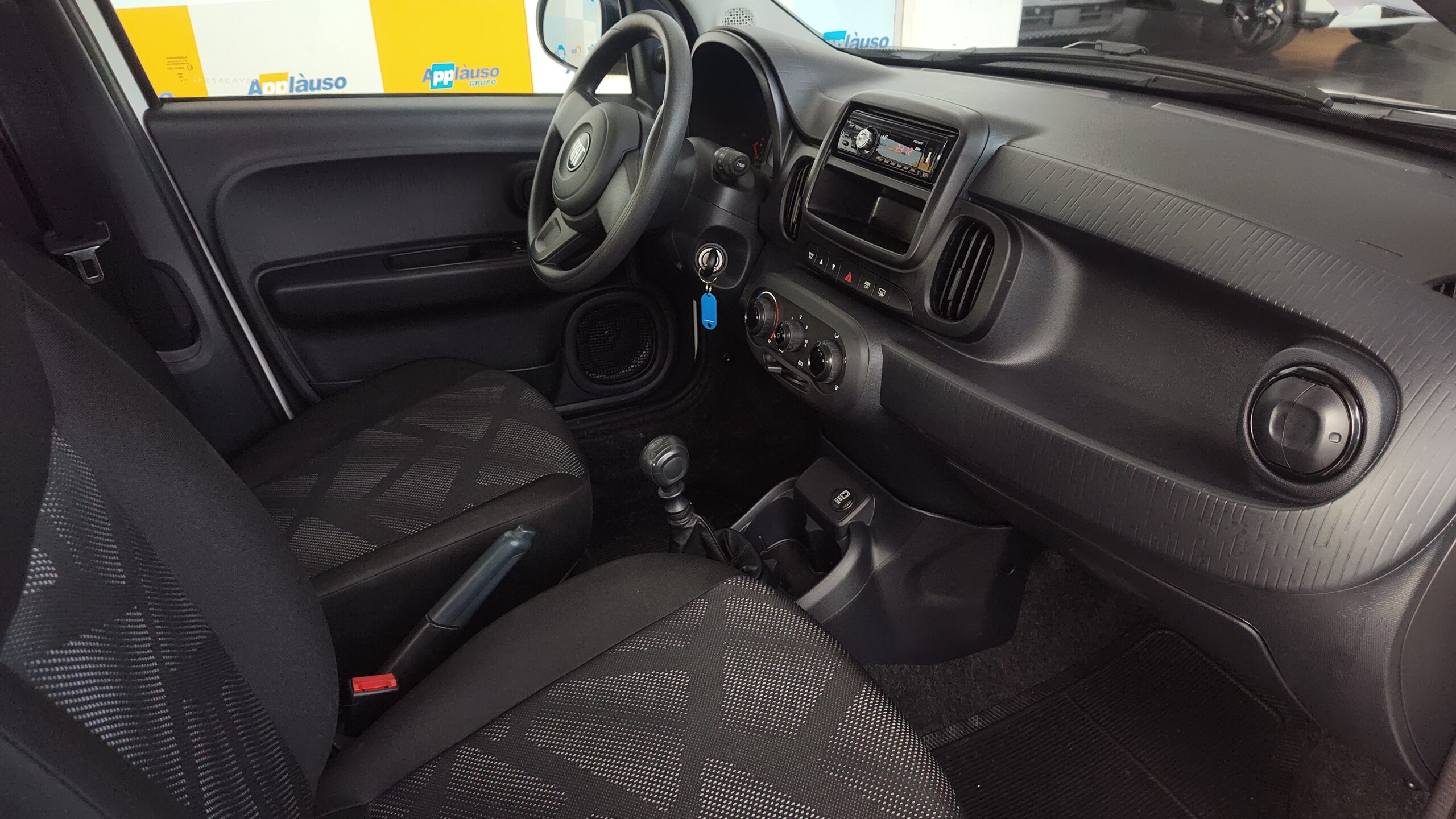Fiat Mobi - 1.0 EVO FLEX LIKE. MANUAL