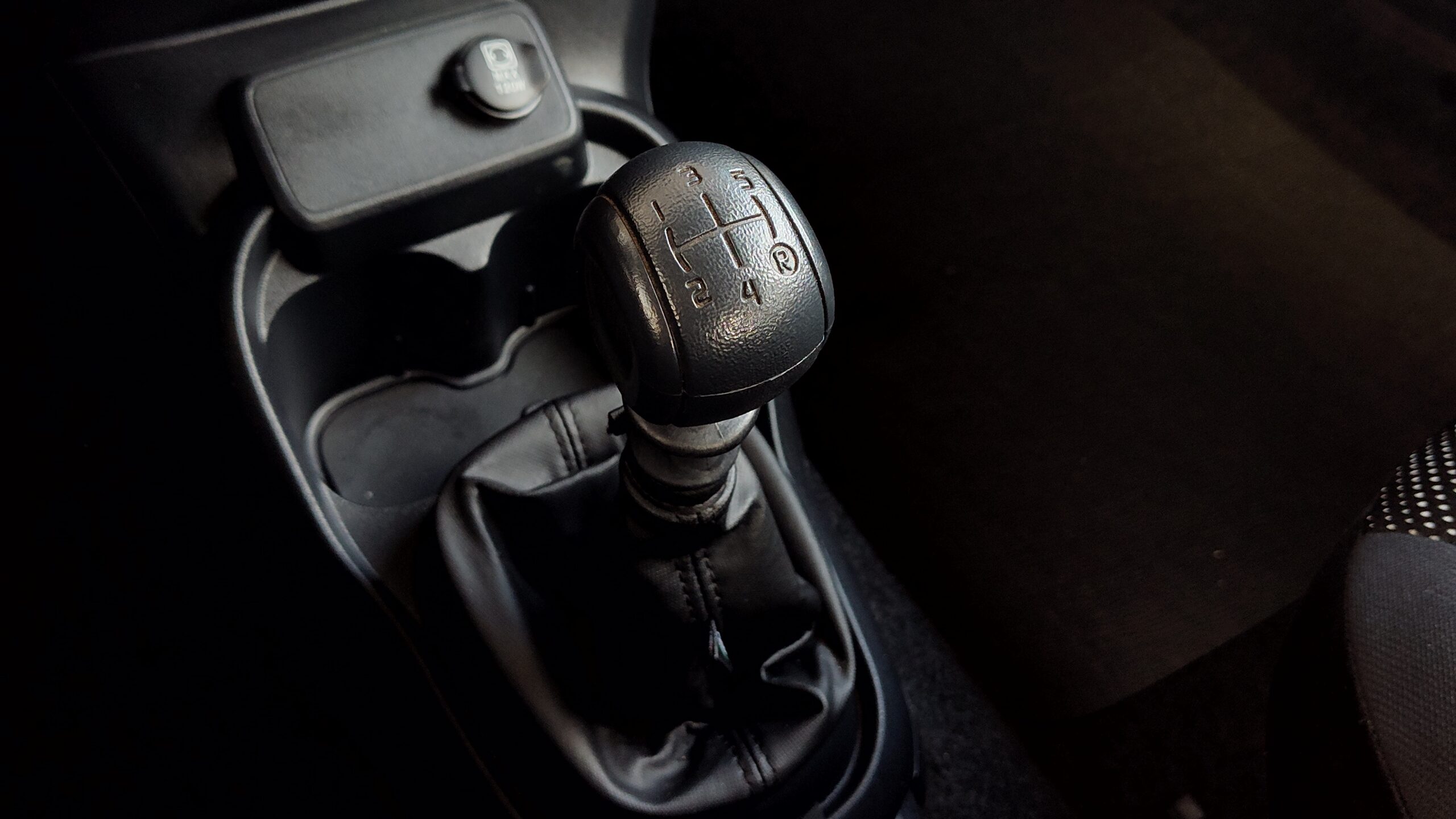 Fiat Mobi - 1.0 EVO FLEX LIKE. MANUAL