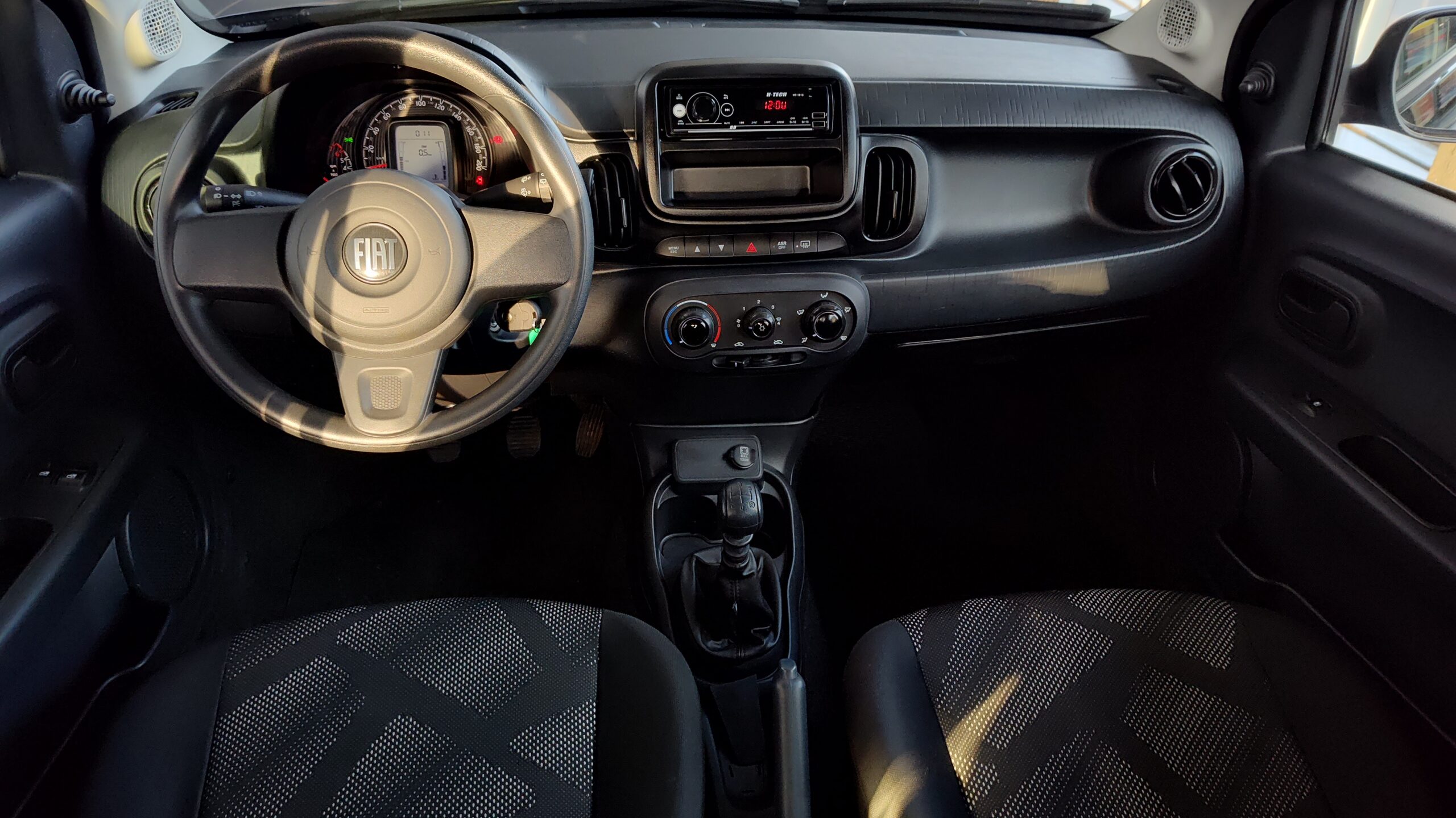 Fiat Mobi - 1.0 EVO FLEX LIKE. MANUAL