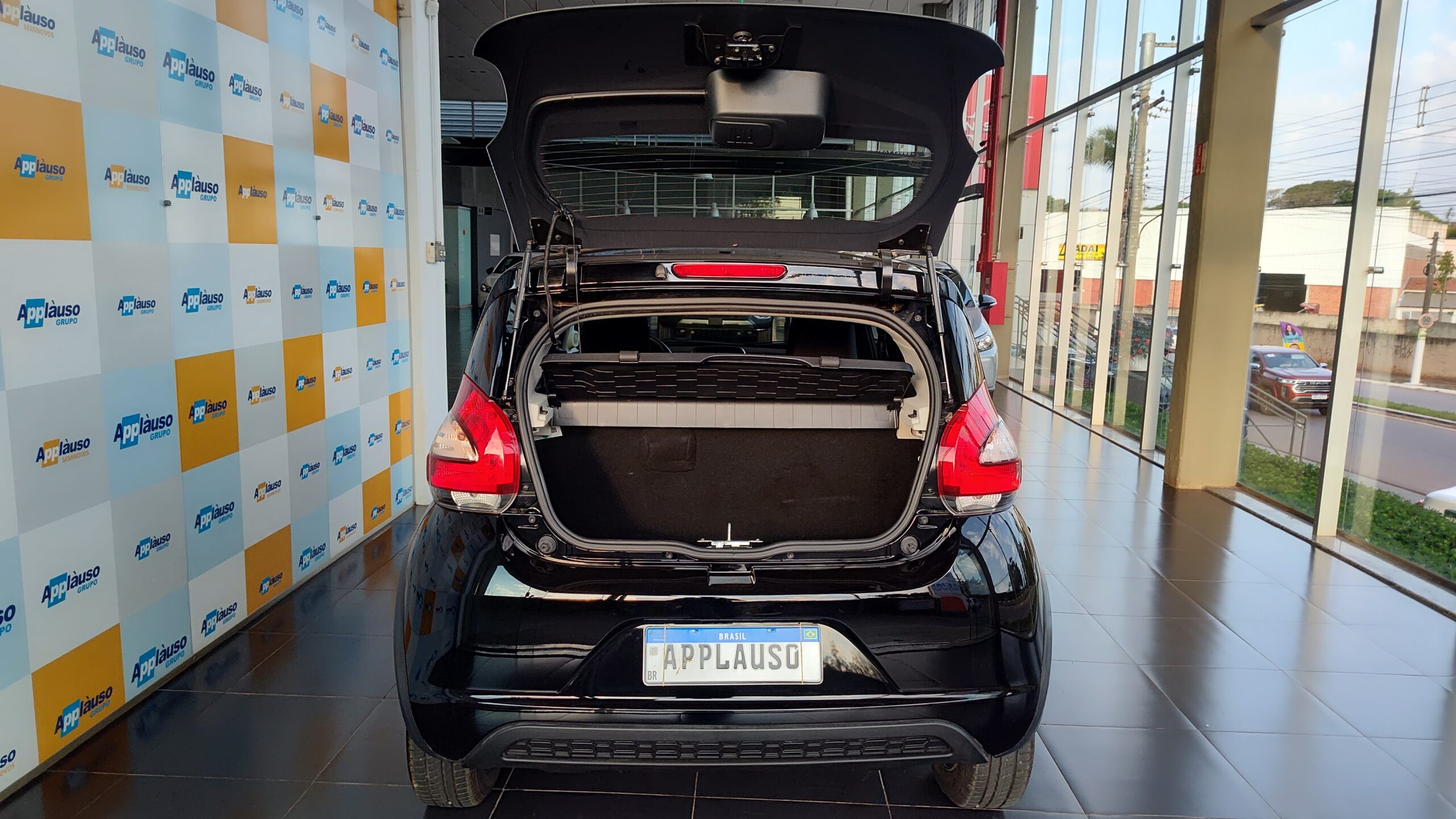 Fiat Mobi - 1.0 EVO FLEX LIKE. MANUAL
