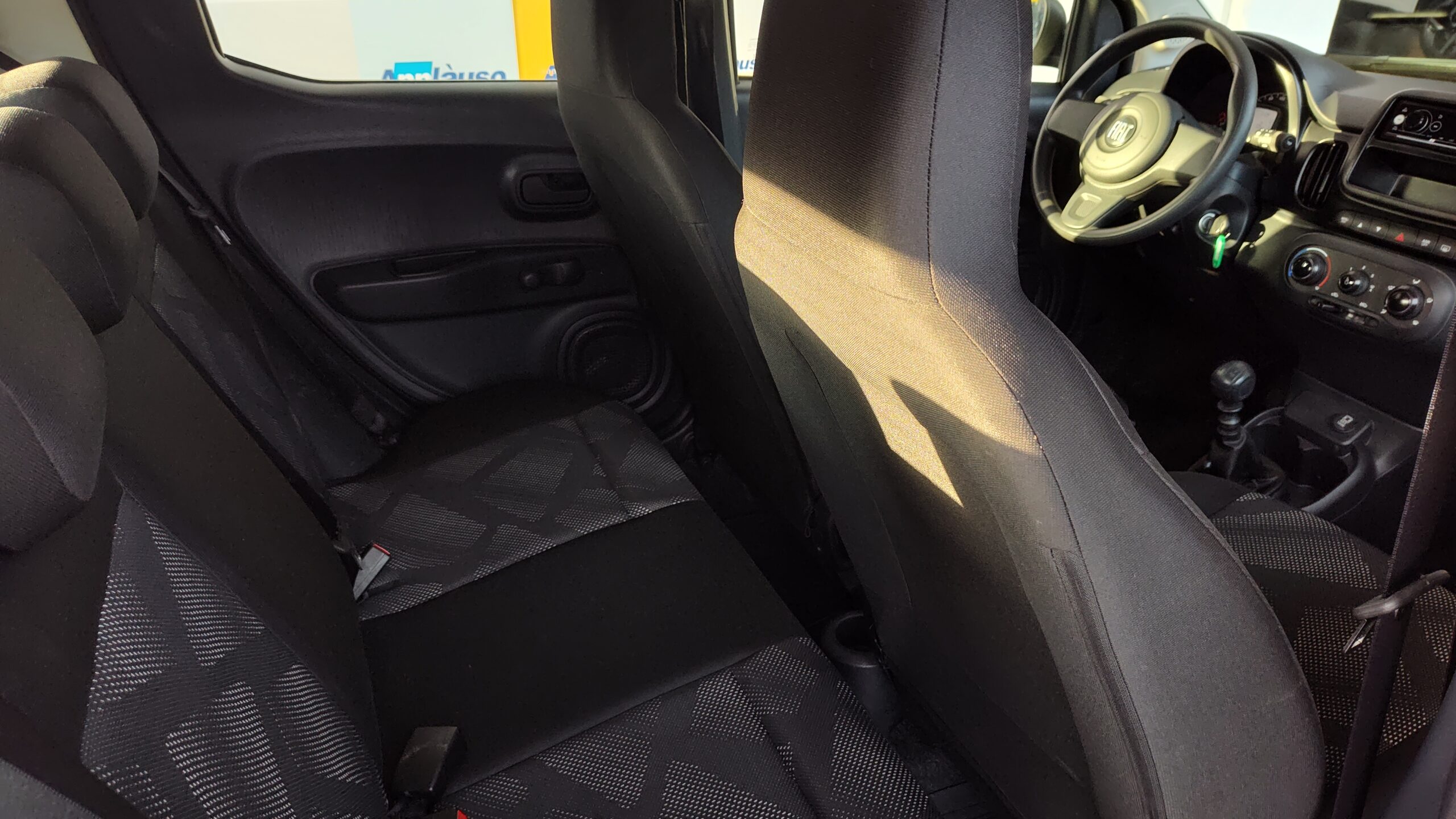 Fiat Mobi - 1.0 EVO FLEX LIKE. MANUAL