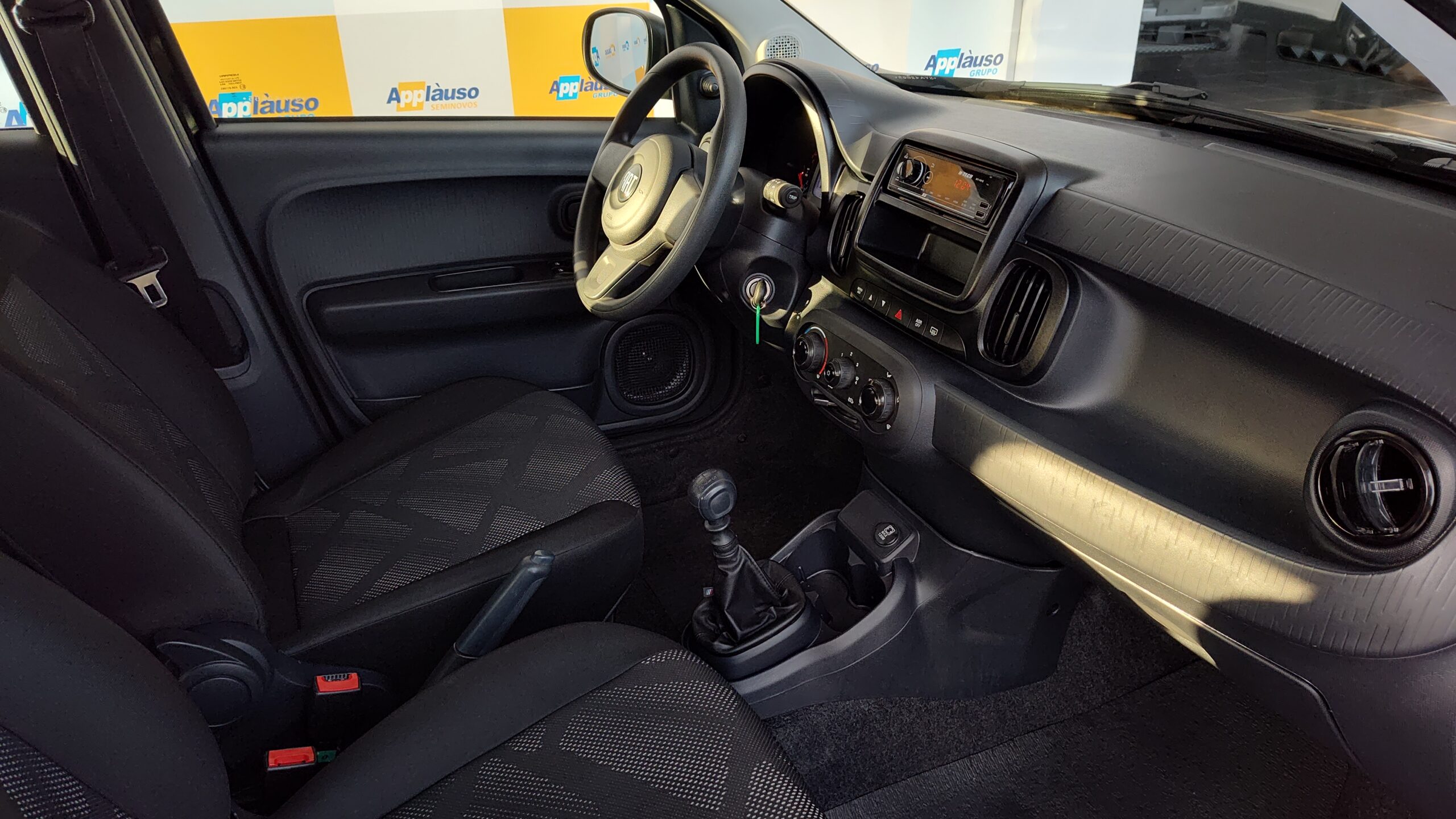 Fiat Mobi - 1.0 EVO FLEX LIKE. MANUAL