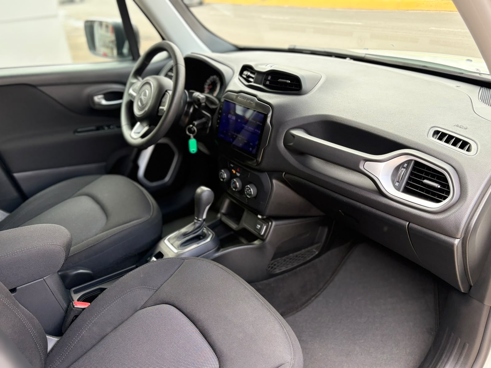 Jeep Renegade - 1.8 16V FLEX 4P AUTOMÁTICO