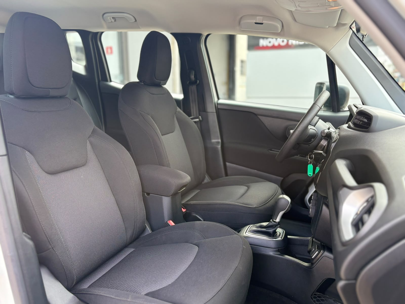 Jeep Renegade - 1.8 16V FLEX 4P AUTOMÁTICO