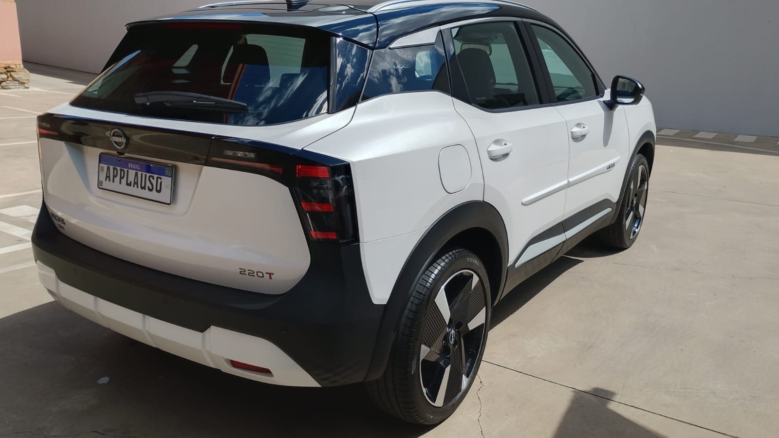 Nissan Kicks - 1.0  TURBO FLEX PLATINUM DCT