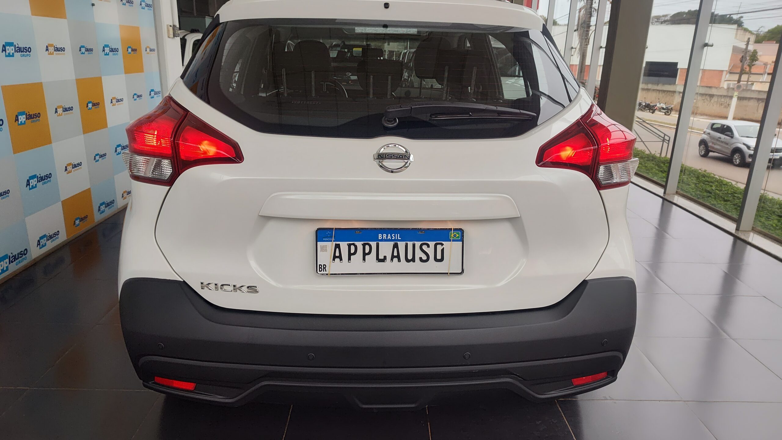 Nissan Kicks - 1.6 16V FLEXSTART S DIRECT 4P XTRONIC