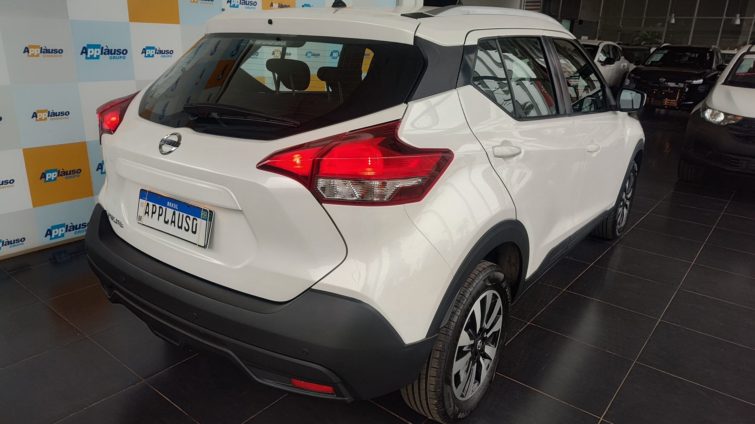Nissan Kicks - 1.6 16V FLEXSTART S DIRECT 4P XTRONIC