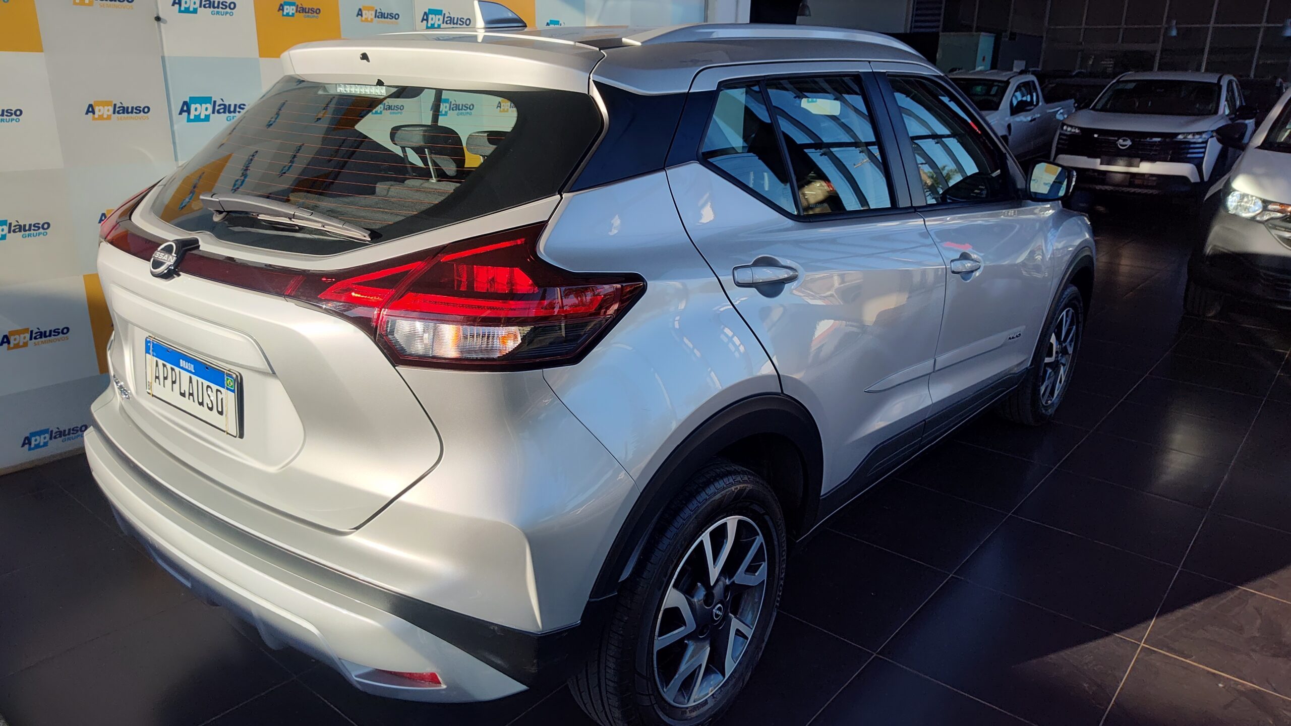 Nissan Kicks - 1.6 16V FLEXSTART SENSE XTRONIC