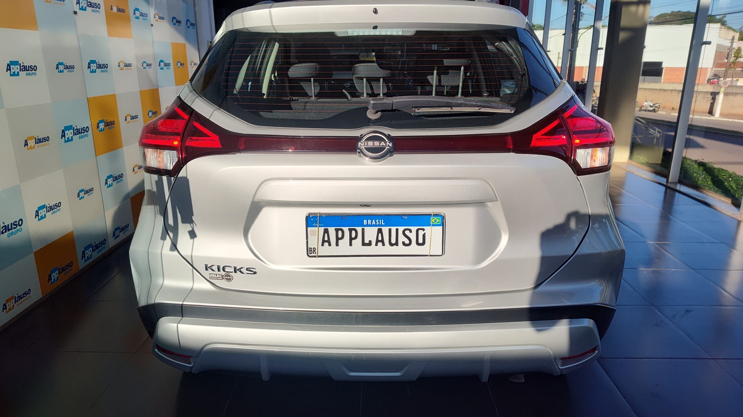 Nissan Kicks - 1.6 16V FLEXSTART SENSE XTRONIC