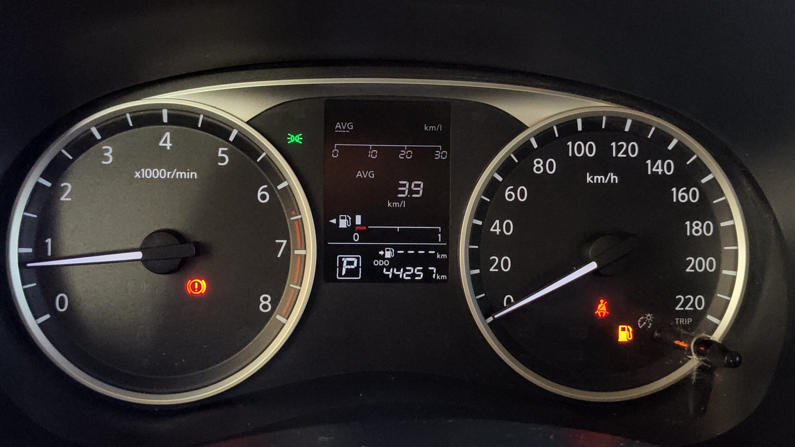 Nissan Kicks - 1.6 16V FLEXSTART SENSE XTRONIC