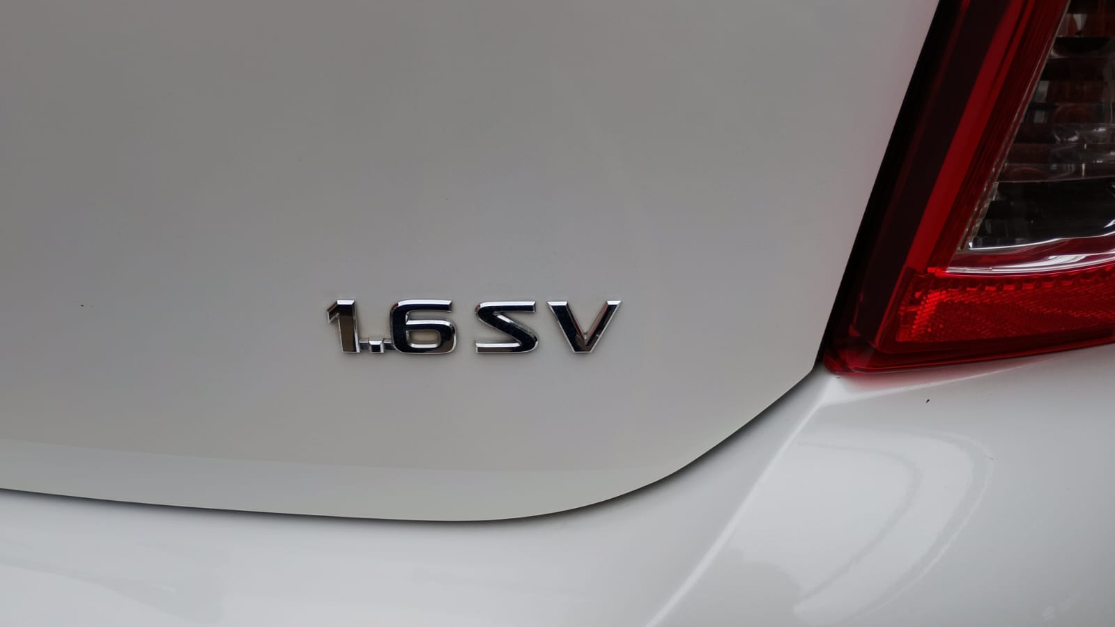 Nissan March - 1.6 SV 16V FLEXSTART 4P MANUAL