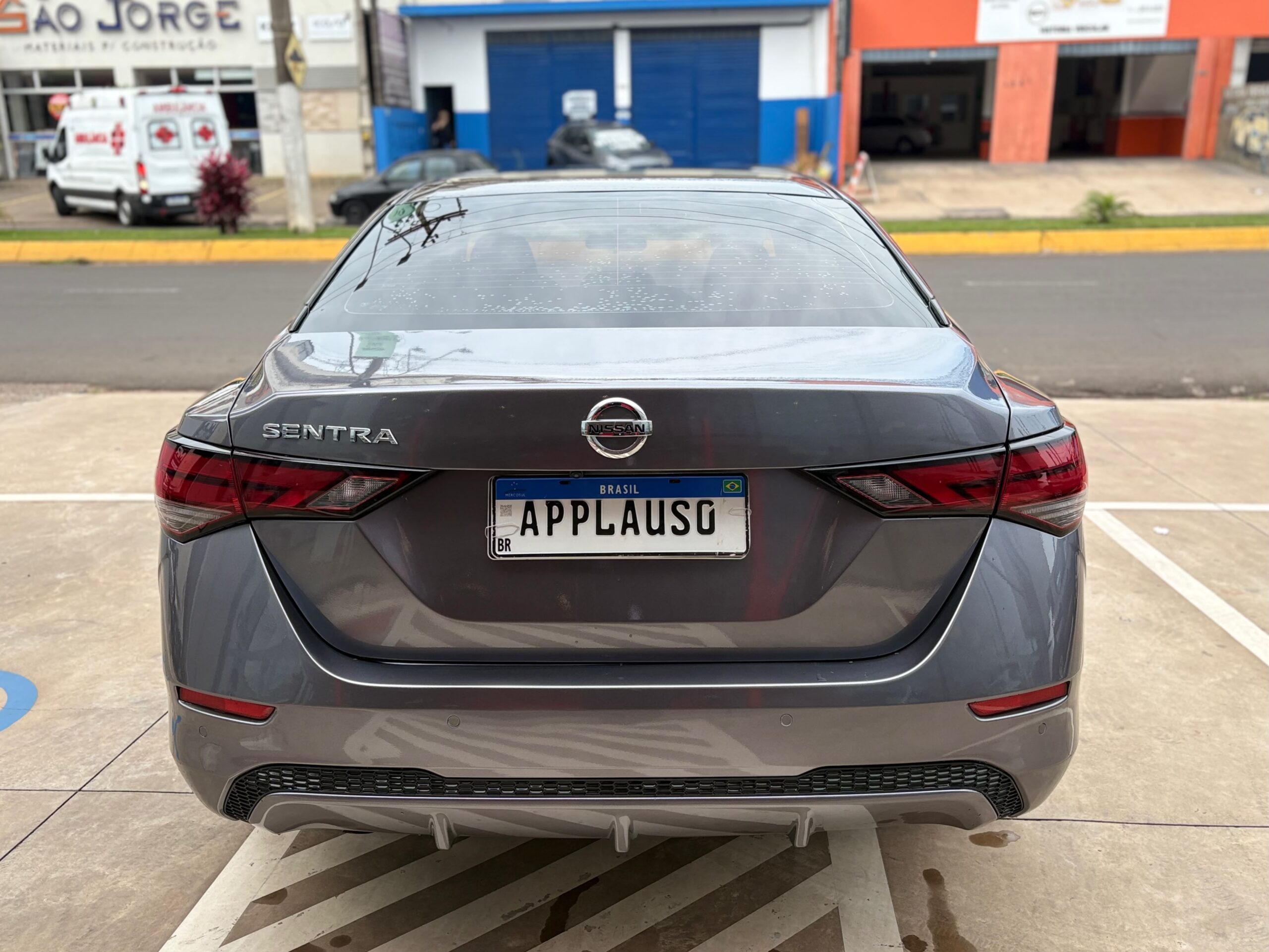 Nissan Sentra - 2.0 16V GASOLINA ADVANCE XTRONIC