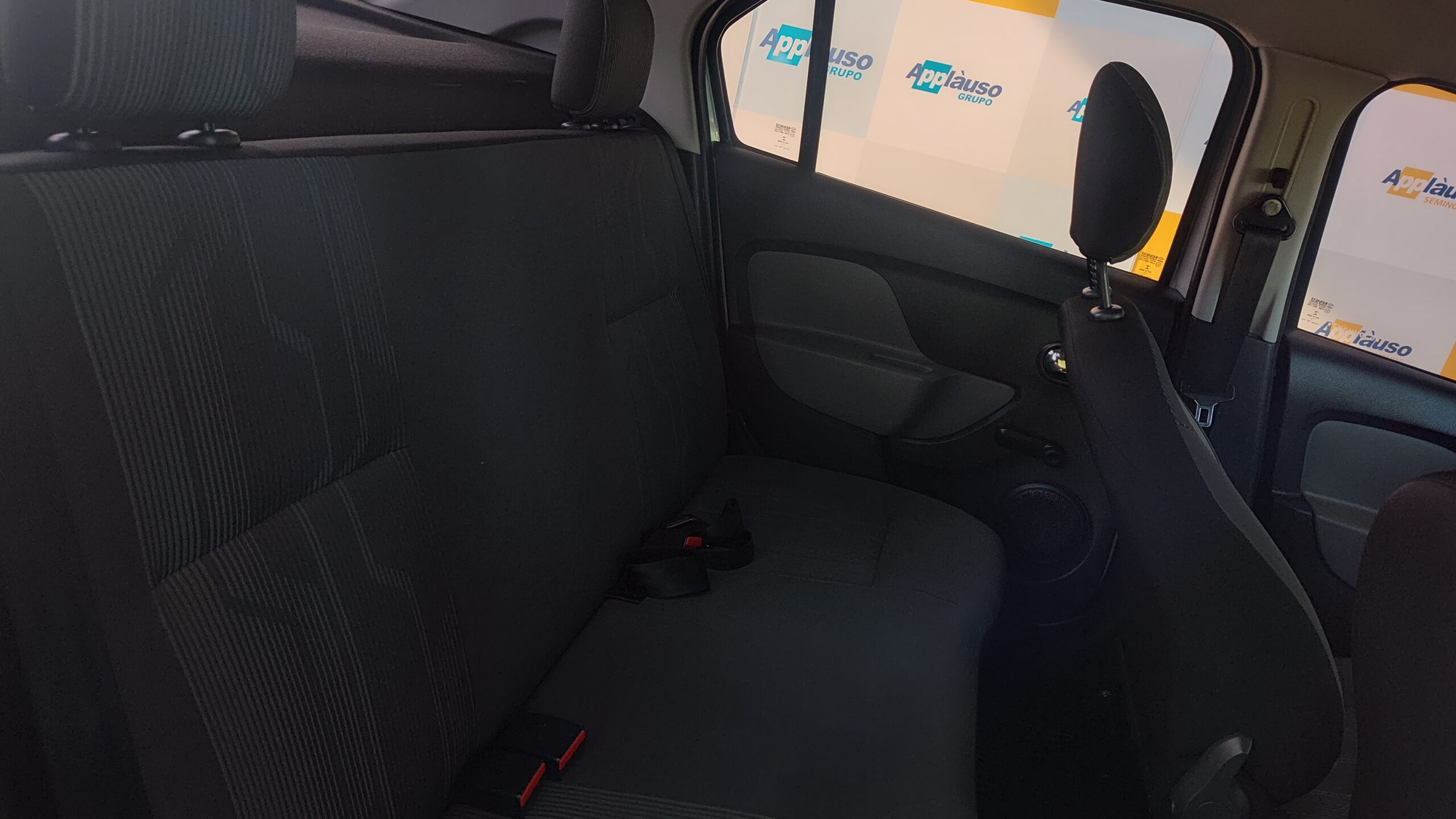 Renault Logan - 1.6 EXPRESSION 8V FLEX 4P MANUAL