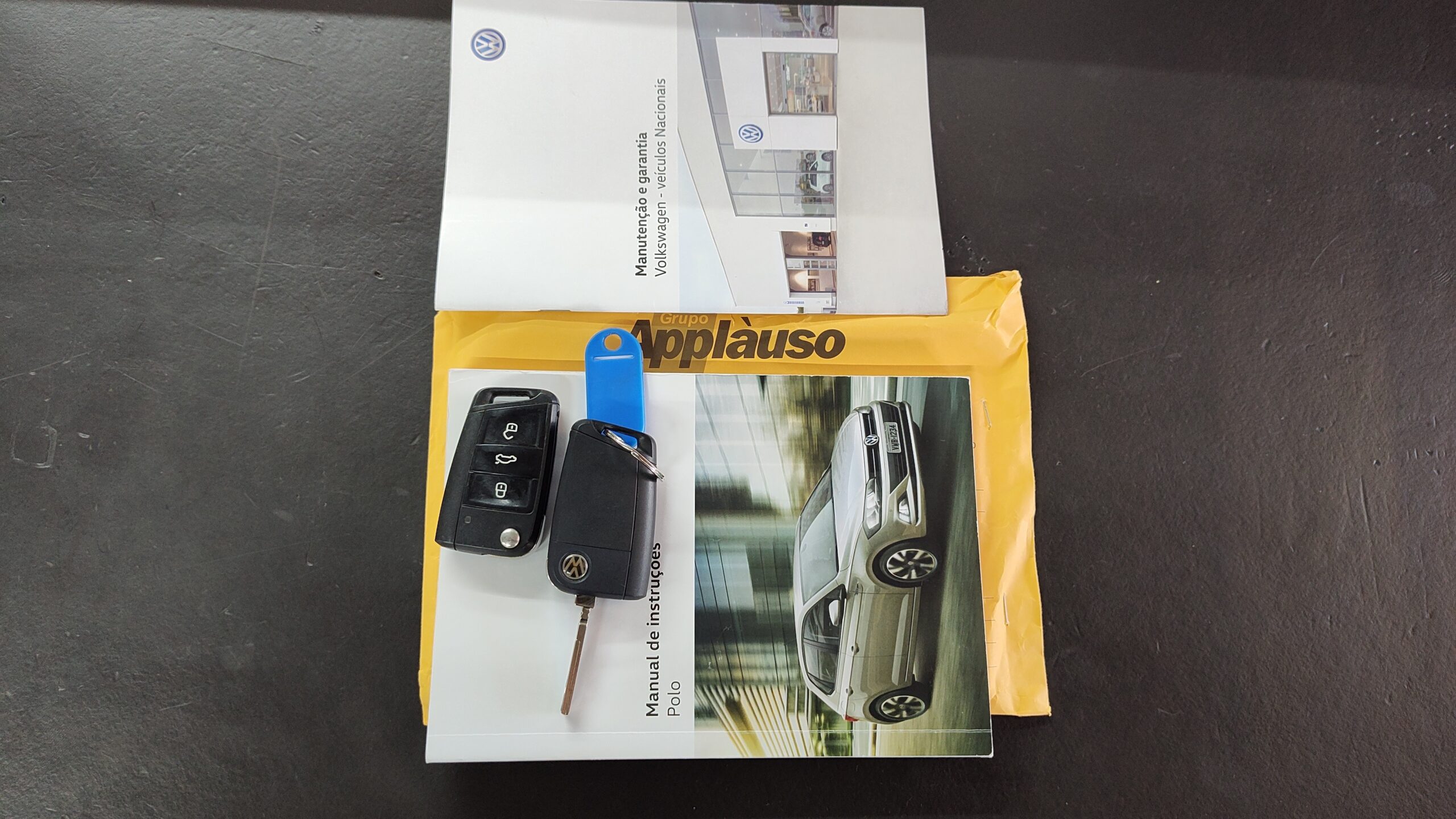 Volkswagen Polo - 1.6 MSI TOTAL FLEX MANUAL