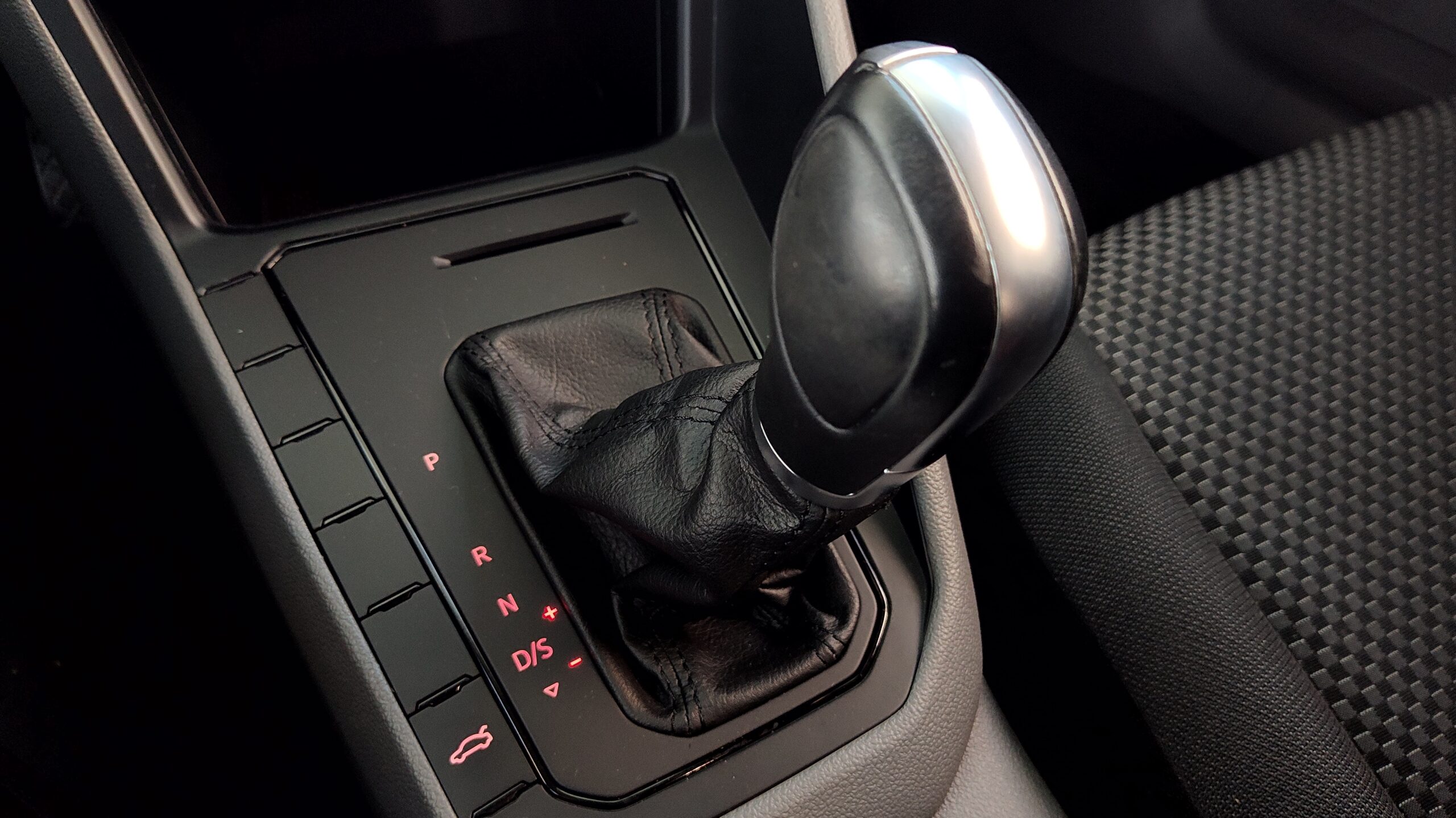 Volkswagen Polo - 1.6 MSI TOTAL FLEX MANUAL
