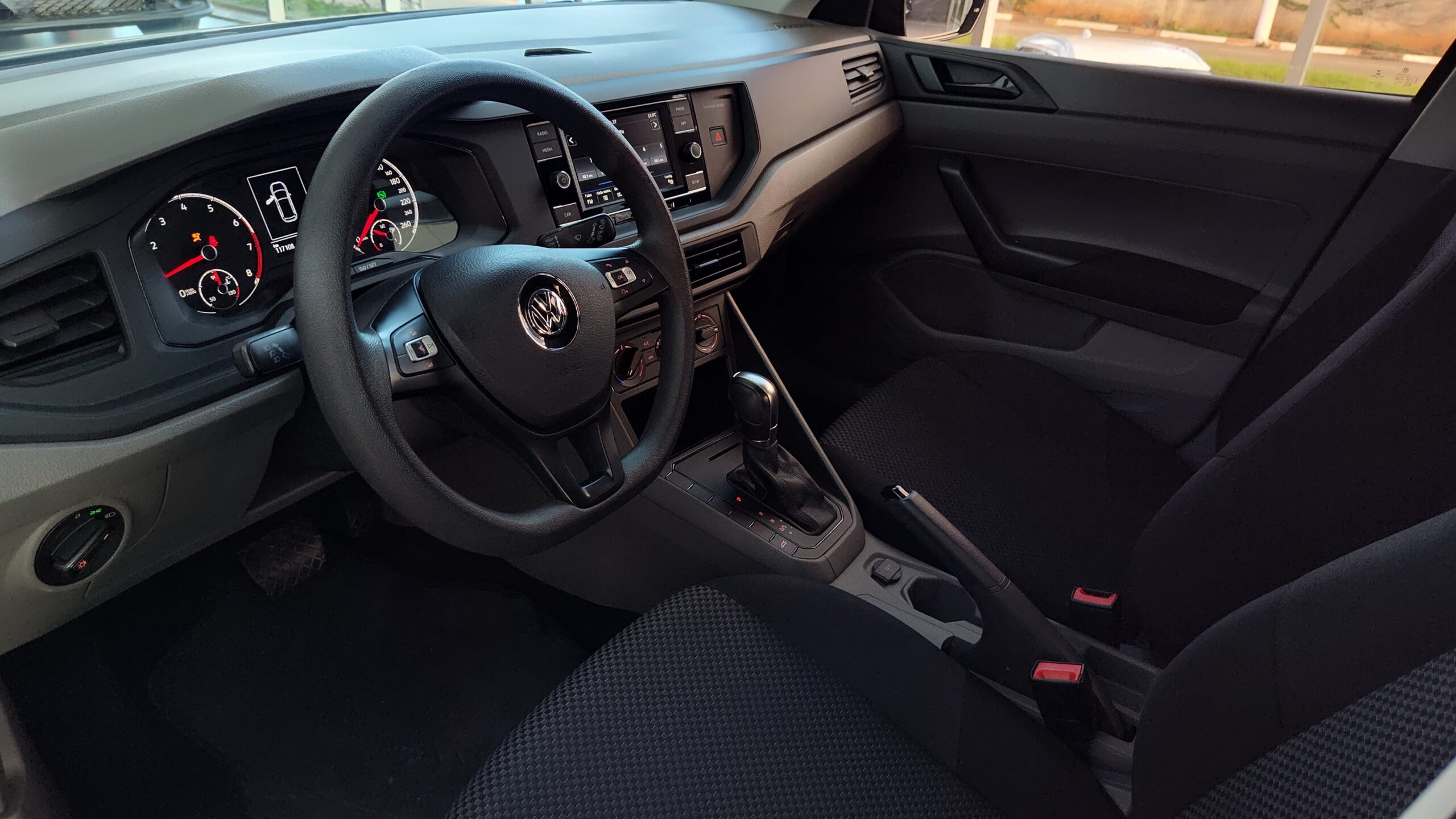 Volkswagen Polo - 1.6 MSI TOTAL FLEX MANUAL