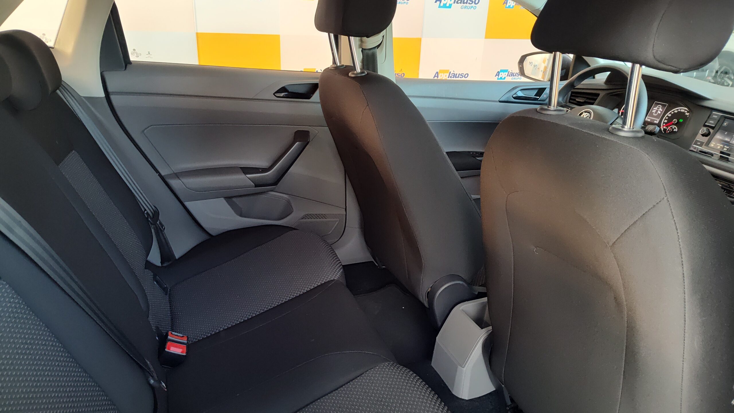 Volkswagen Polo - 1.6 MSI TOTAL FLEX MANUAL