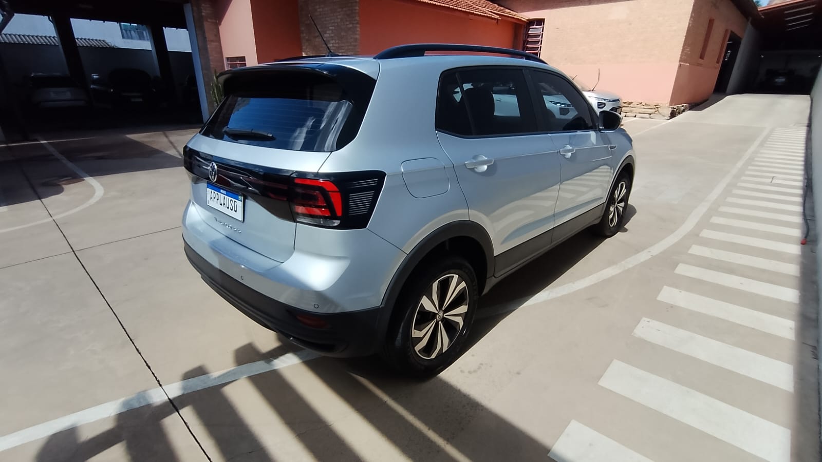 Volkswagen T-cross - 1.0 200 TSI TOTAL FLEX SENSE AUTOMÁTICO