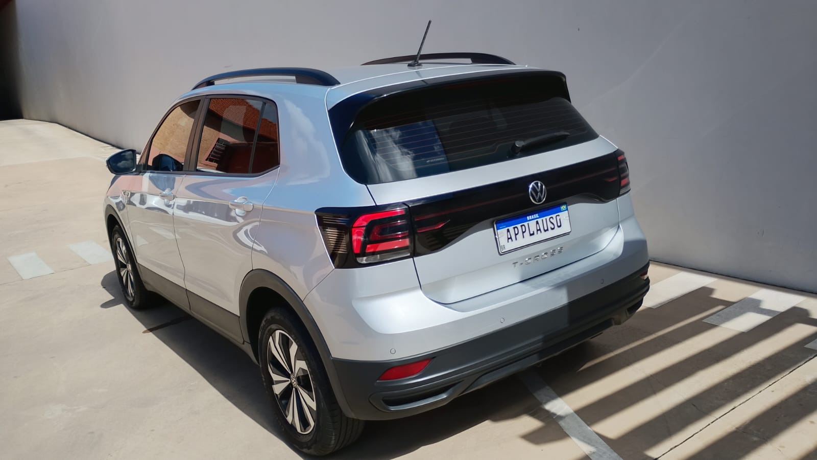 Volkswagen T-cross - 1.0 200 TSI TOTAL FLEX SENSE AUTOMÁTICO