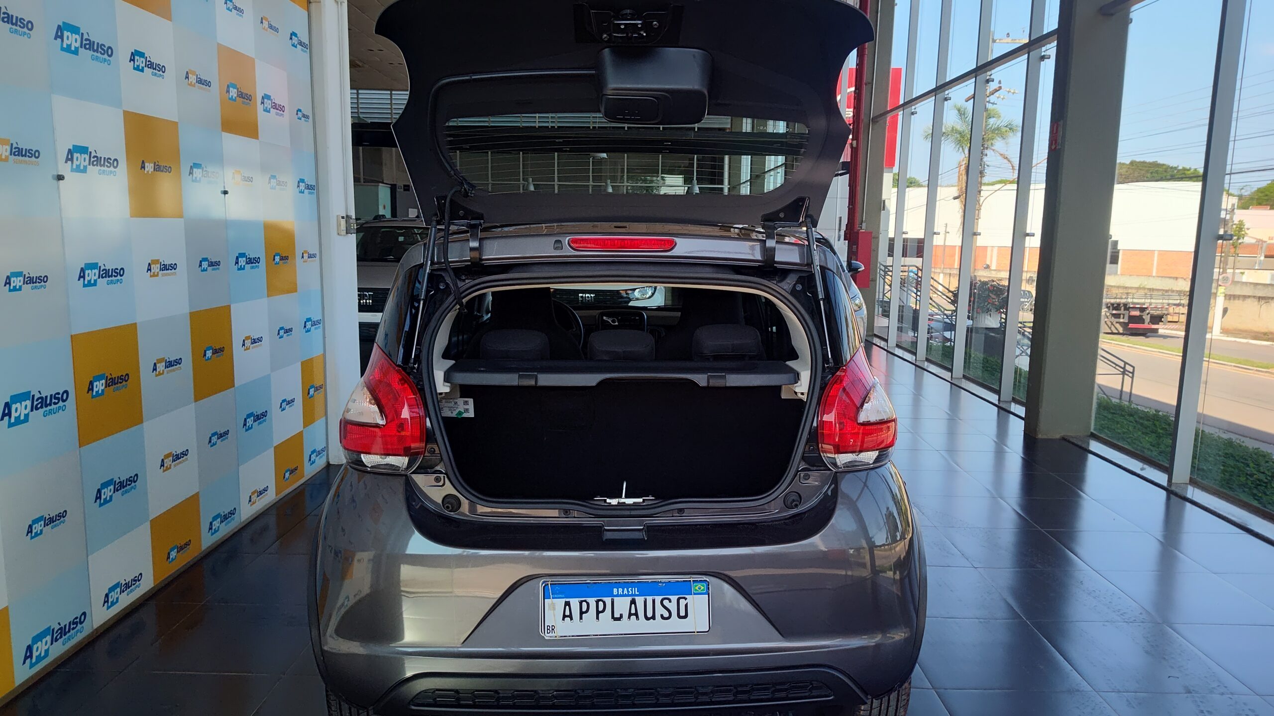 Fiat Mobi - 1.0 EVO FLEX LIKE. MANUAL