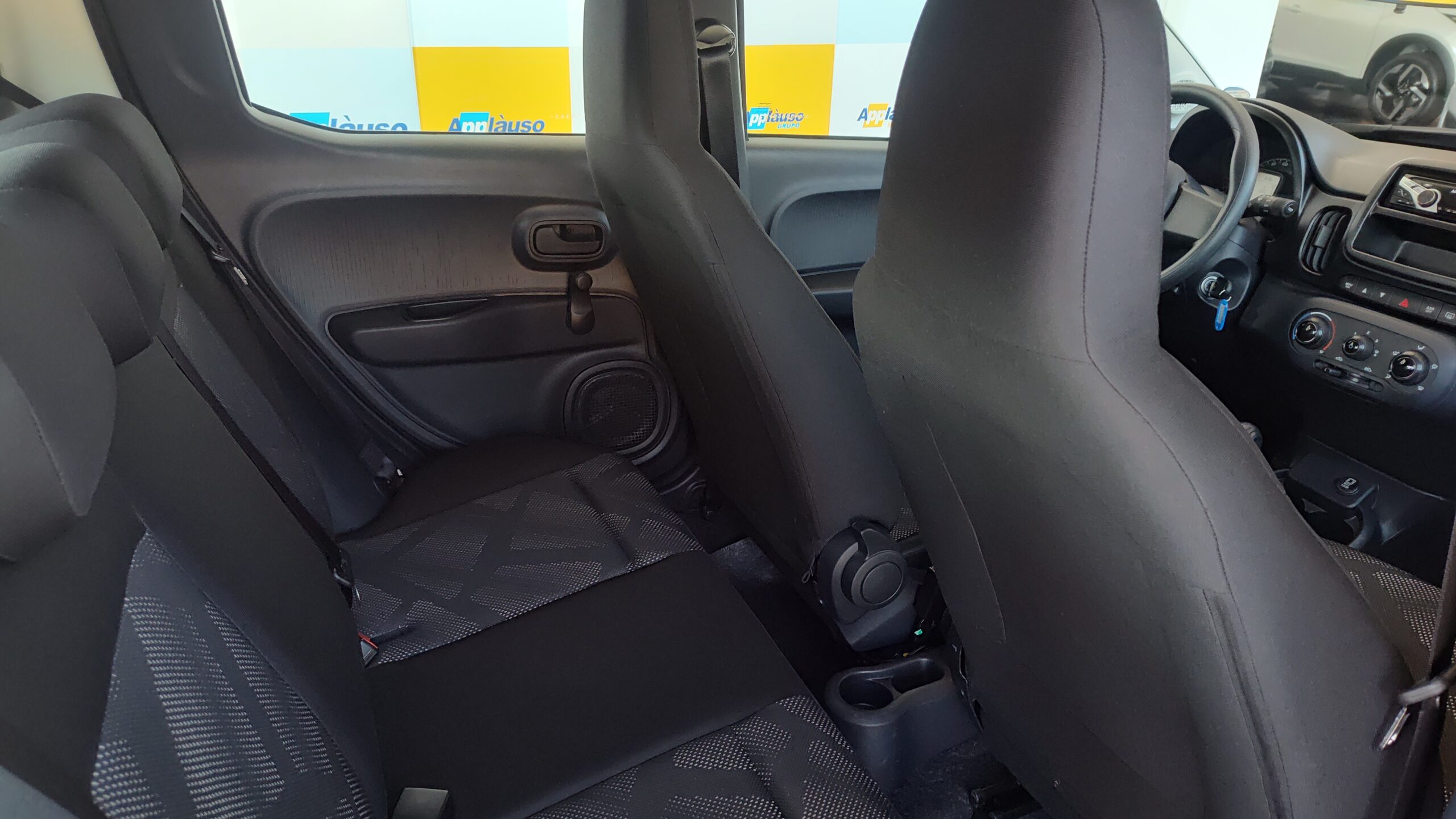 Fiat Mobi - 1.0 EVO FLEX LIKE. MANUAL