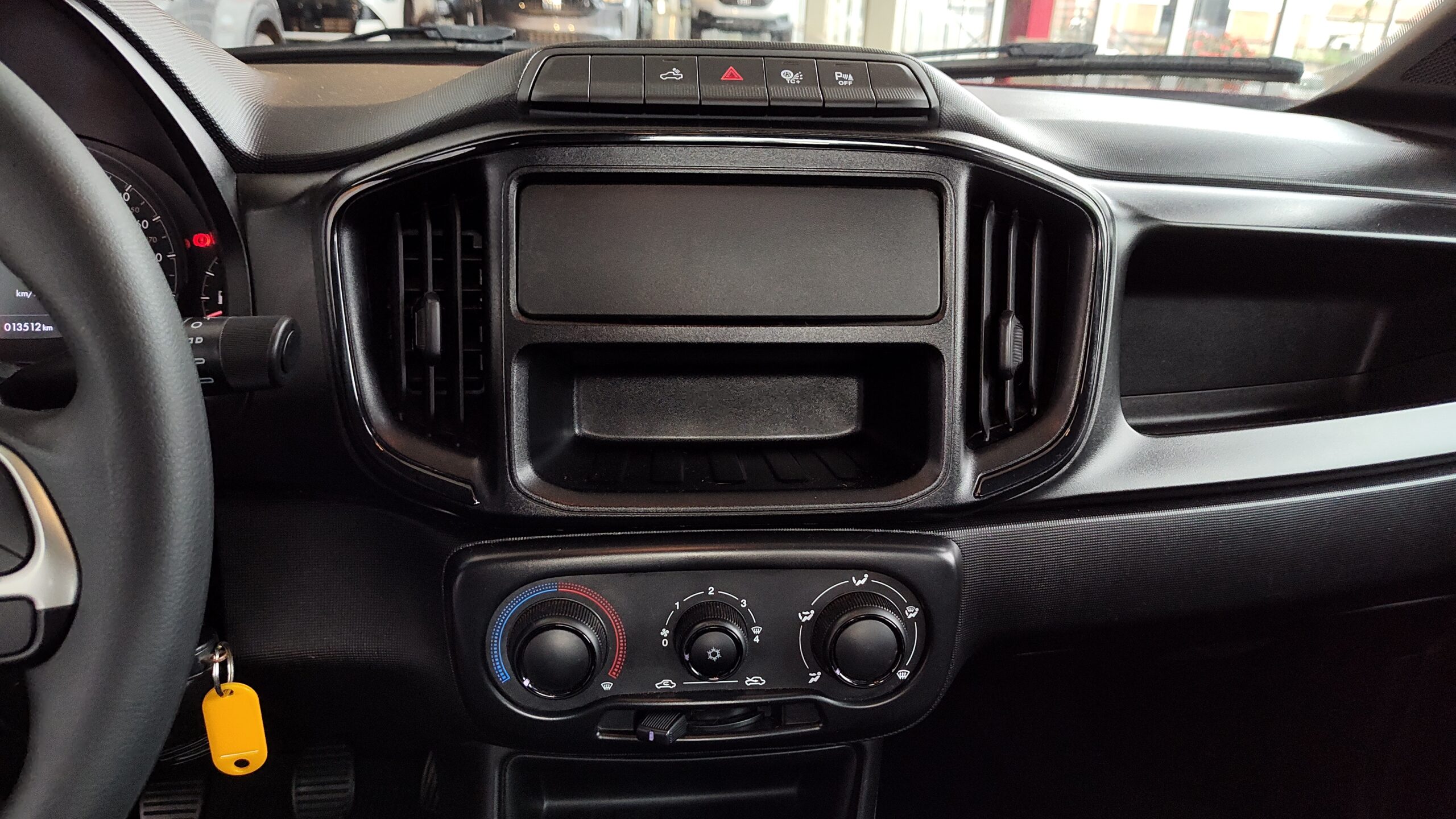 Fiat Strada - 1.3 FIREFLY FLEX FREEDOM CS MANUAL