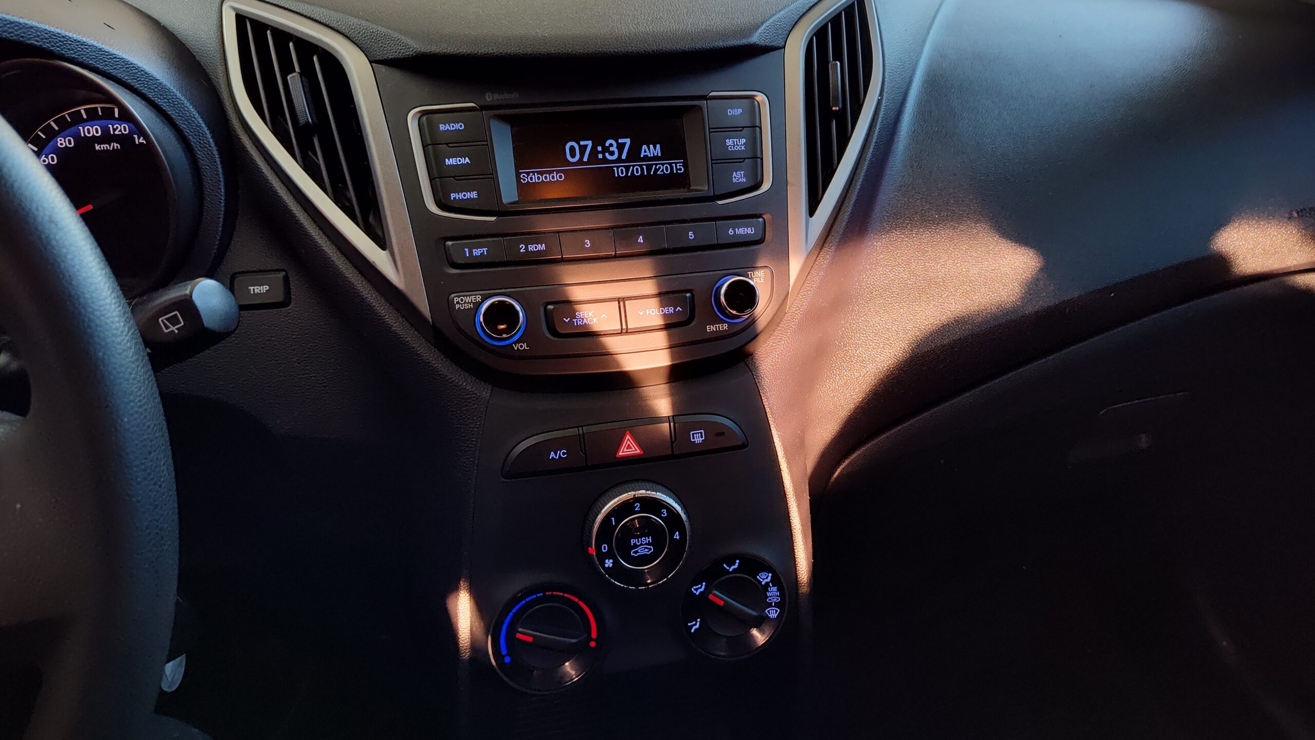 Hyundai Hb20 - 1.0 UNIQUE 12V FLEX 4P MANUAL