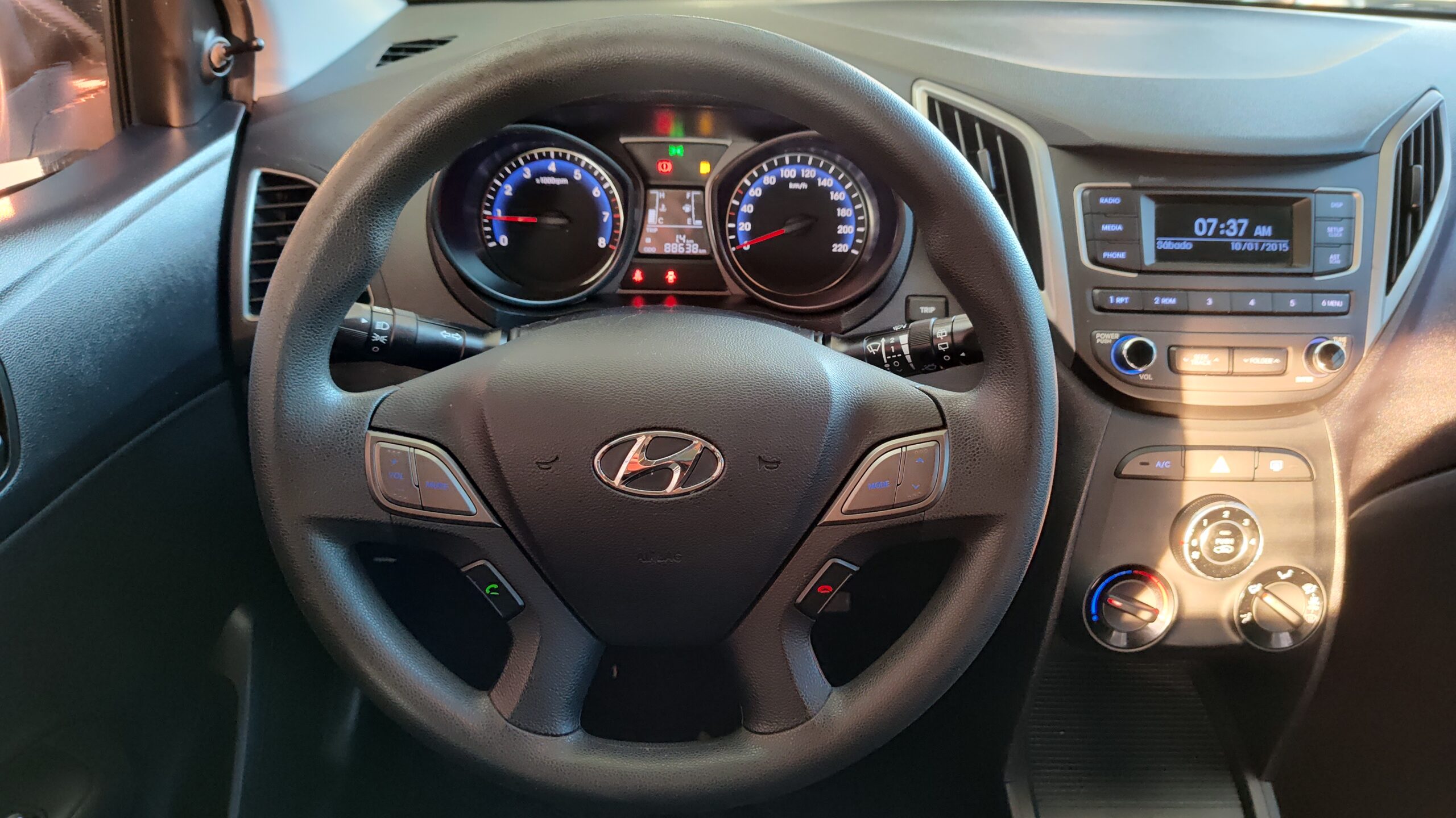 Hyundai Hb20 - 1.0 UNIQUE 12V FLEX 4P MANUAL