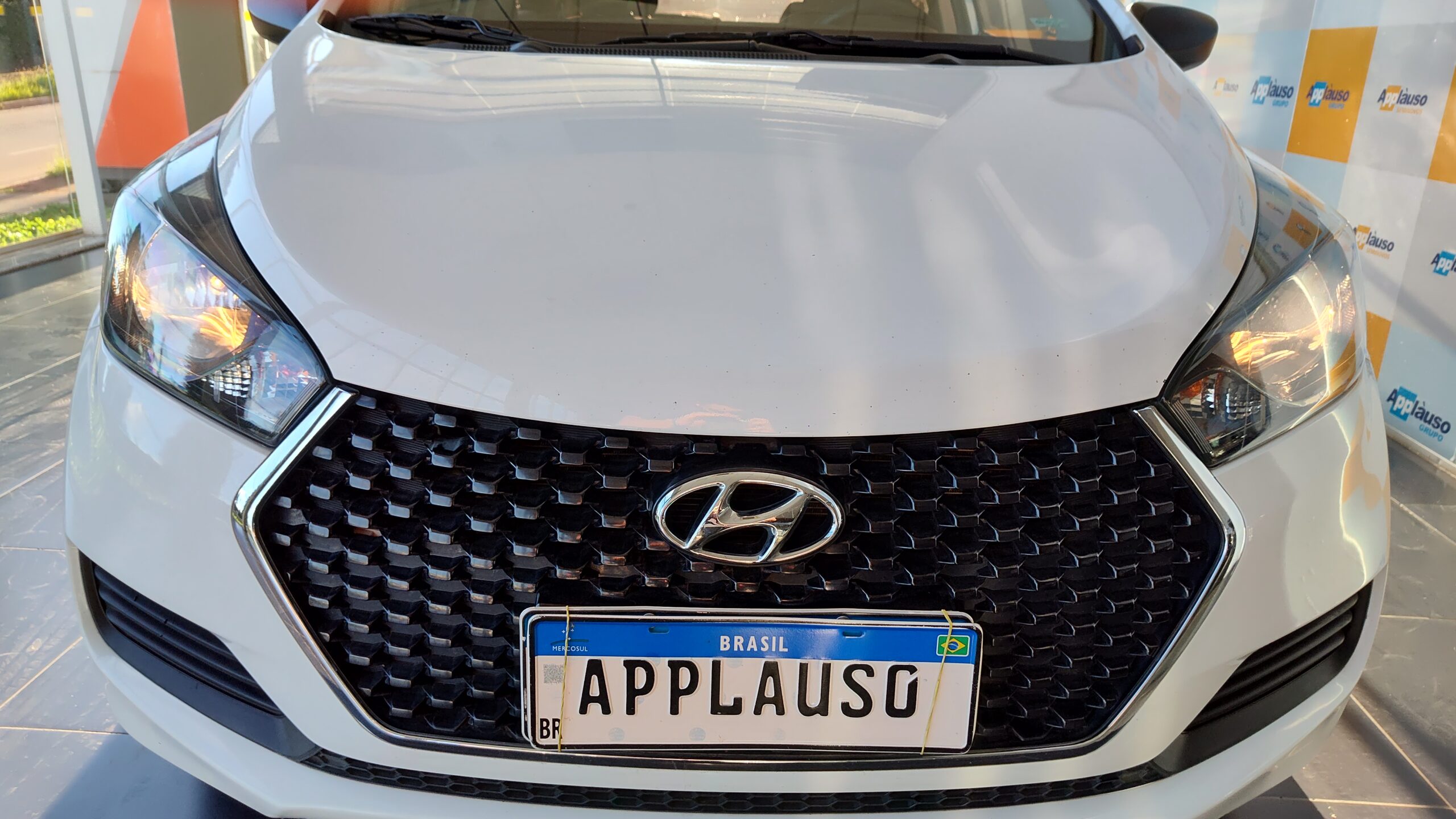 Hyundai Hb20 - 1.0 UNIQUE 12V FLEX 4P MANUAL