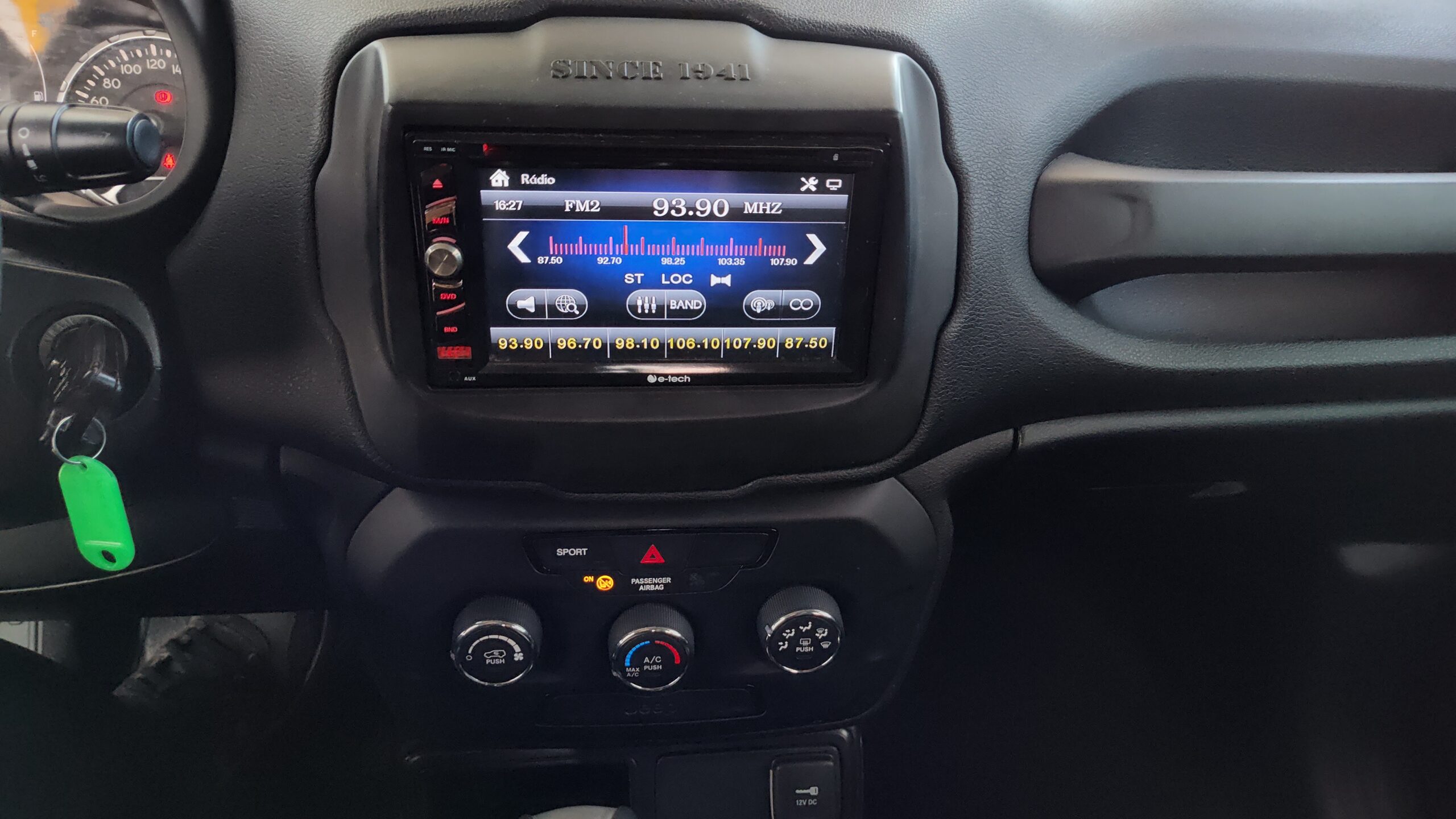 Jeep Renegade - 1.8 16V FLEX 4P AUTOMÁTICO