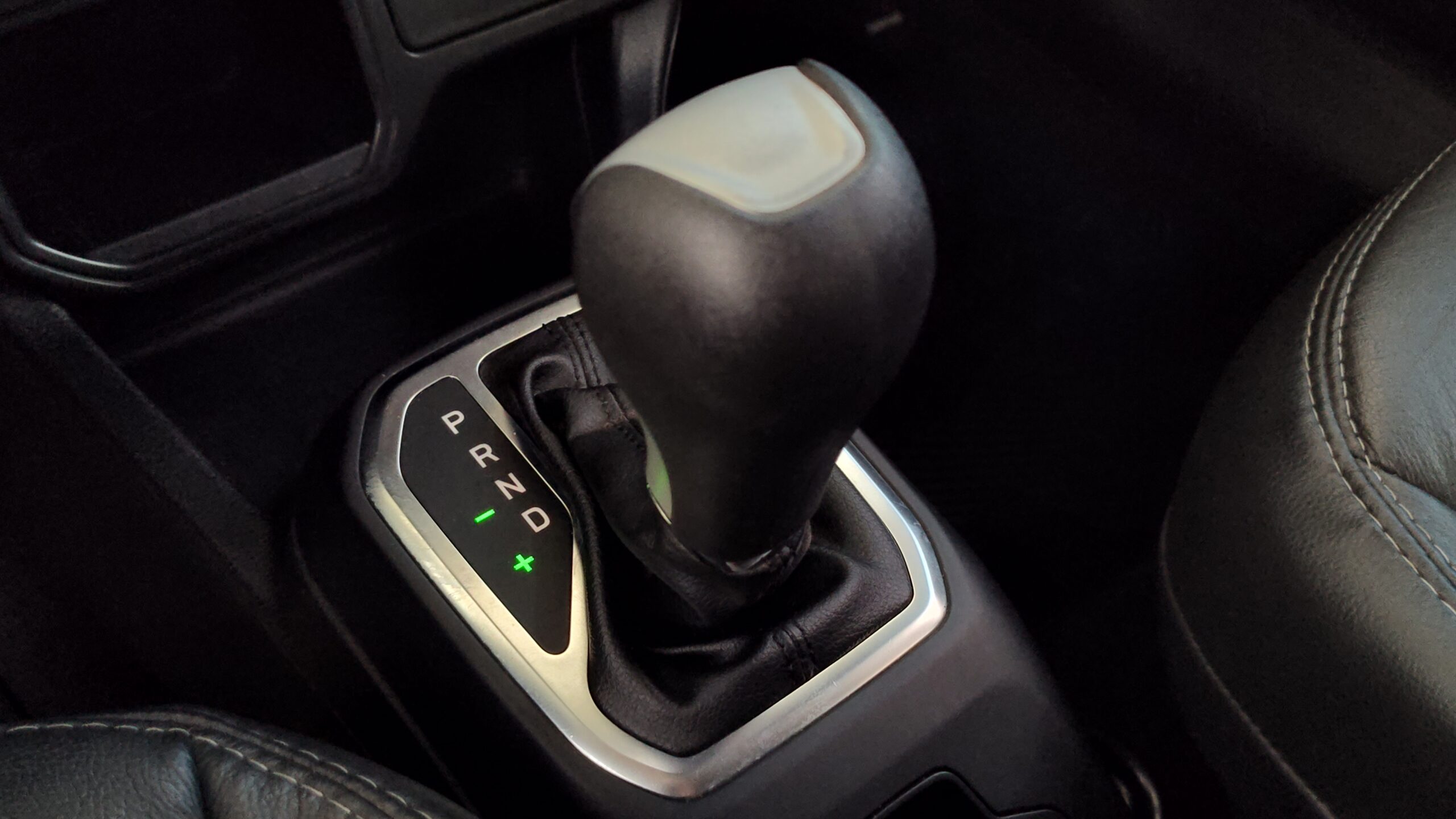 Jeep Renegade - 1.8 16V FLEX 4P AUTOMÁTICO