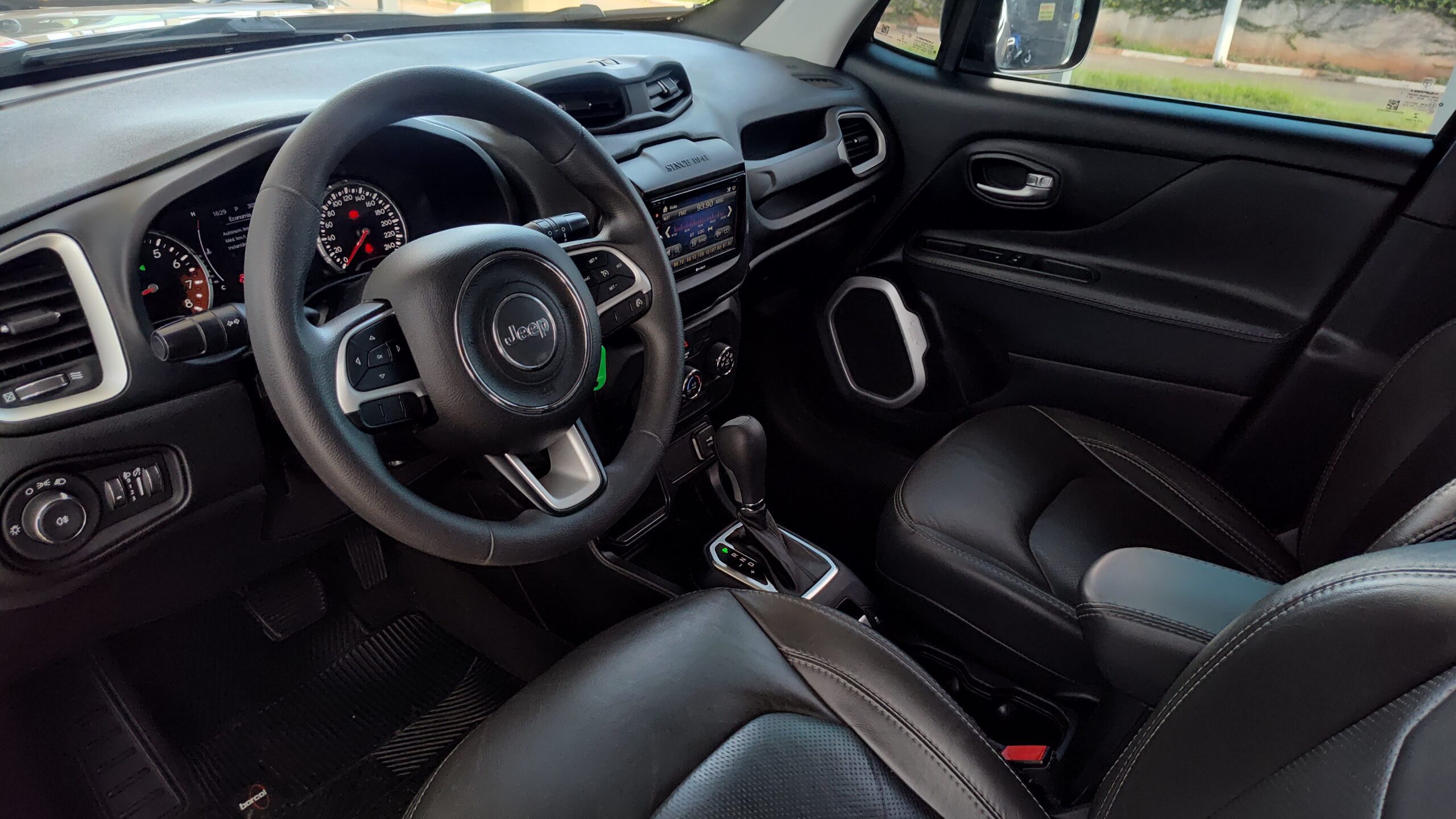 Jeep Renegade - 1.8 16V FLEX 4P AUTOMÁTICO
