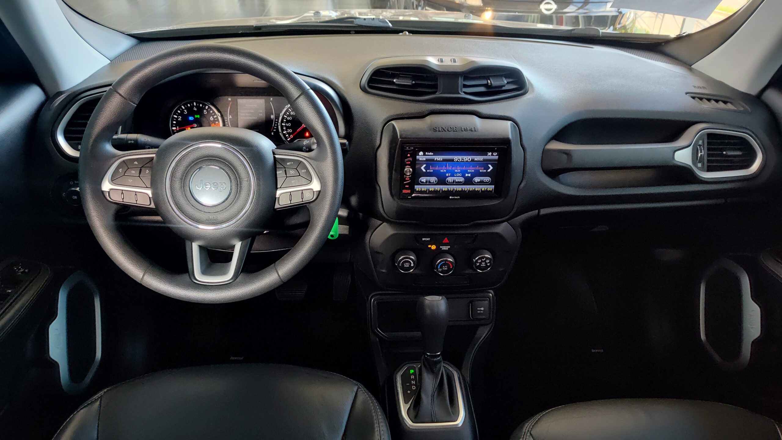 Jeep Renegade - 1.8 16V FLEX 4P AUTOMÁTICO