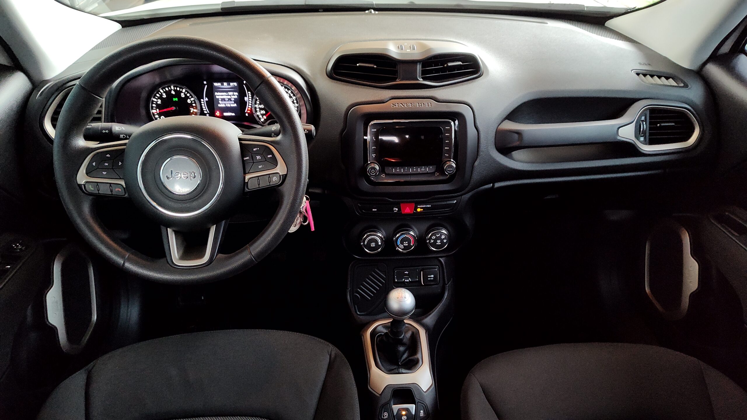 Jeep Renegade - 1.8 16V FLEX SPORT 4P MANUAL