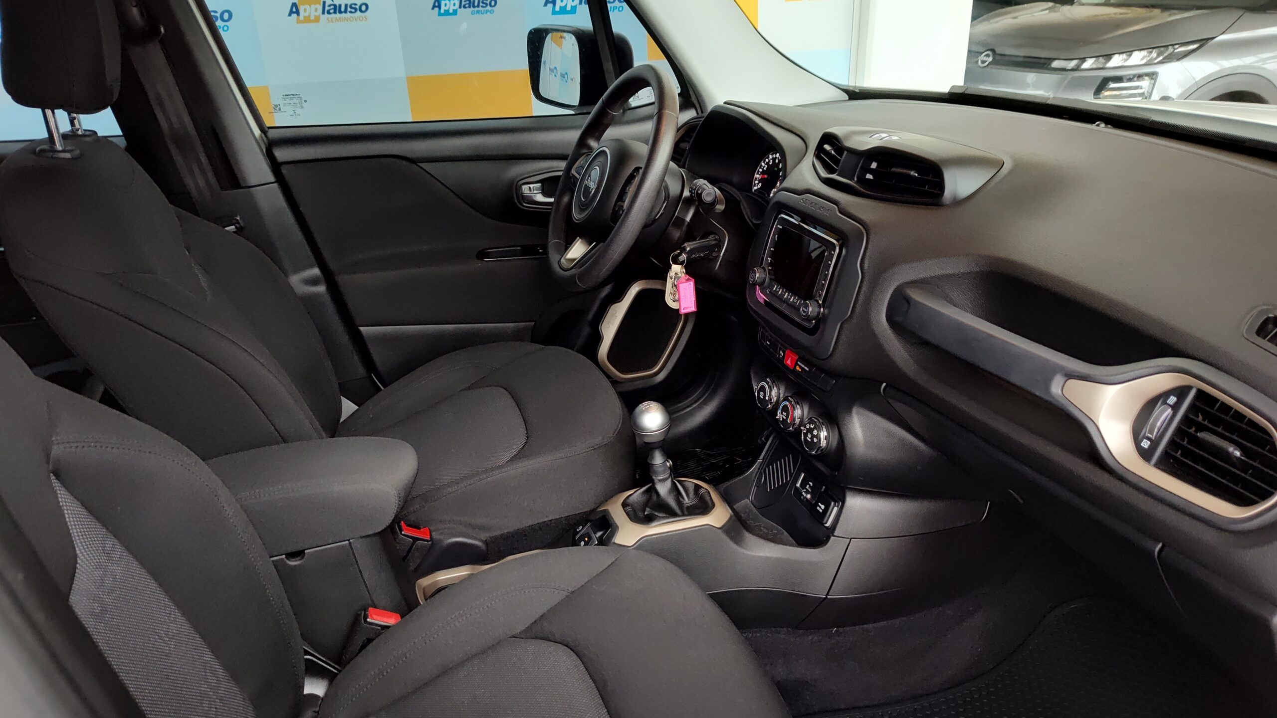 Jeep Renegade - 1.8 16V FLEX SPORT 4P MANUAL