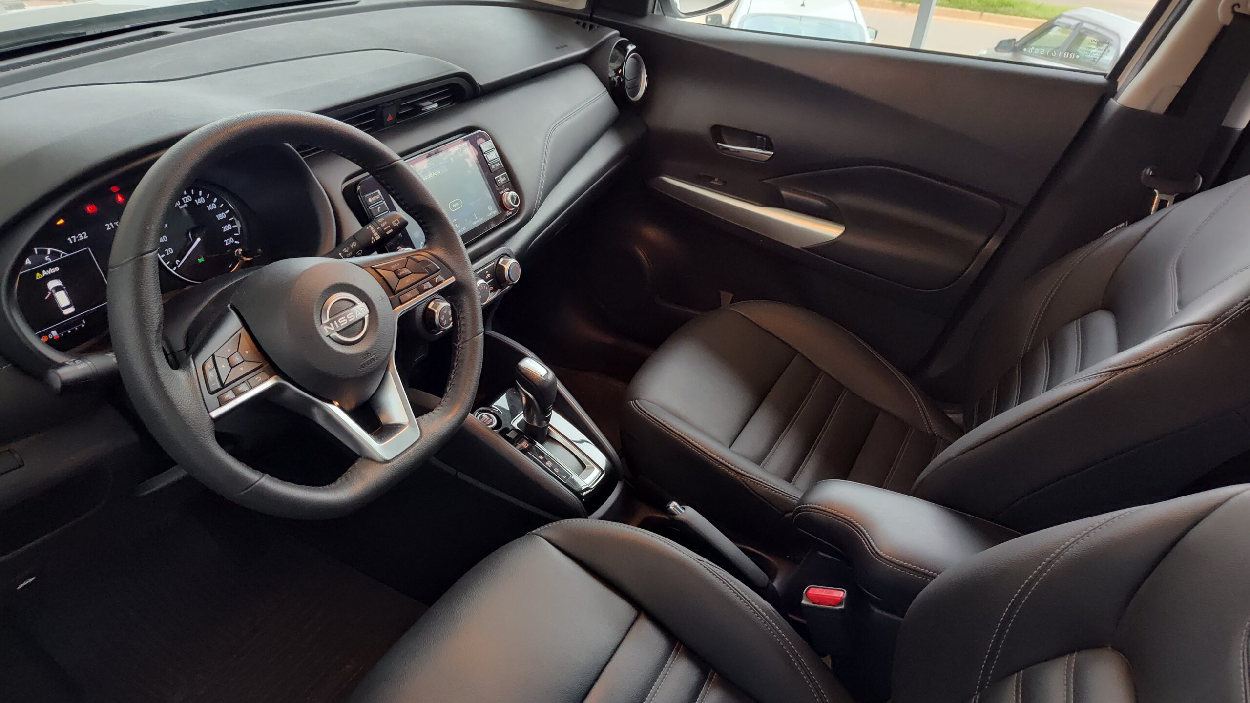 Nissan Kicks - 1.6 16V FLEXSTART ADVANCE XTRONIC