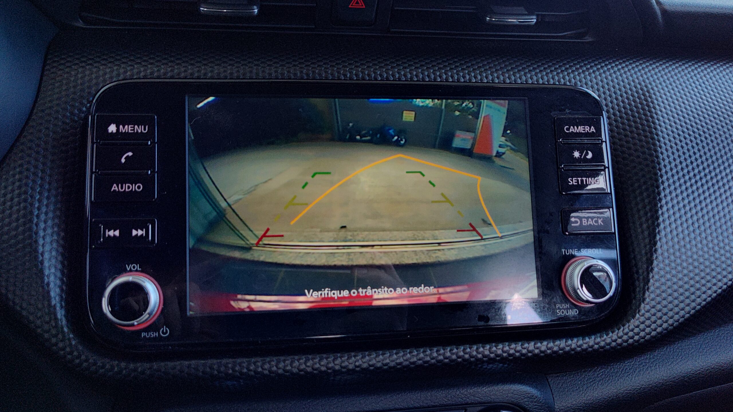 Nissan Kicks - 1.6 16V FLEXSTART ADVANCE XTRONIC
