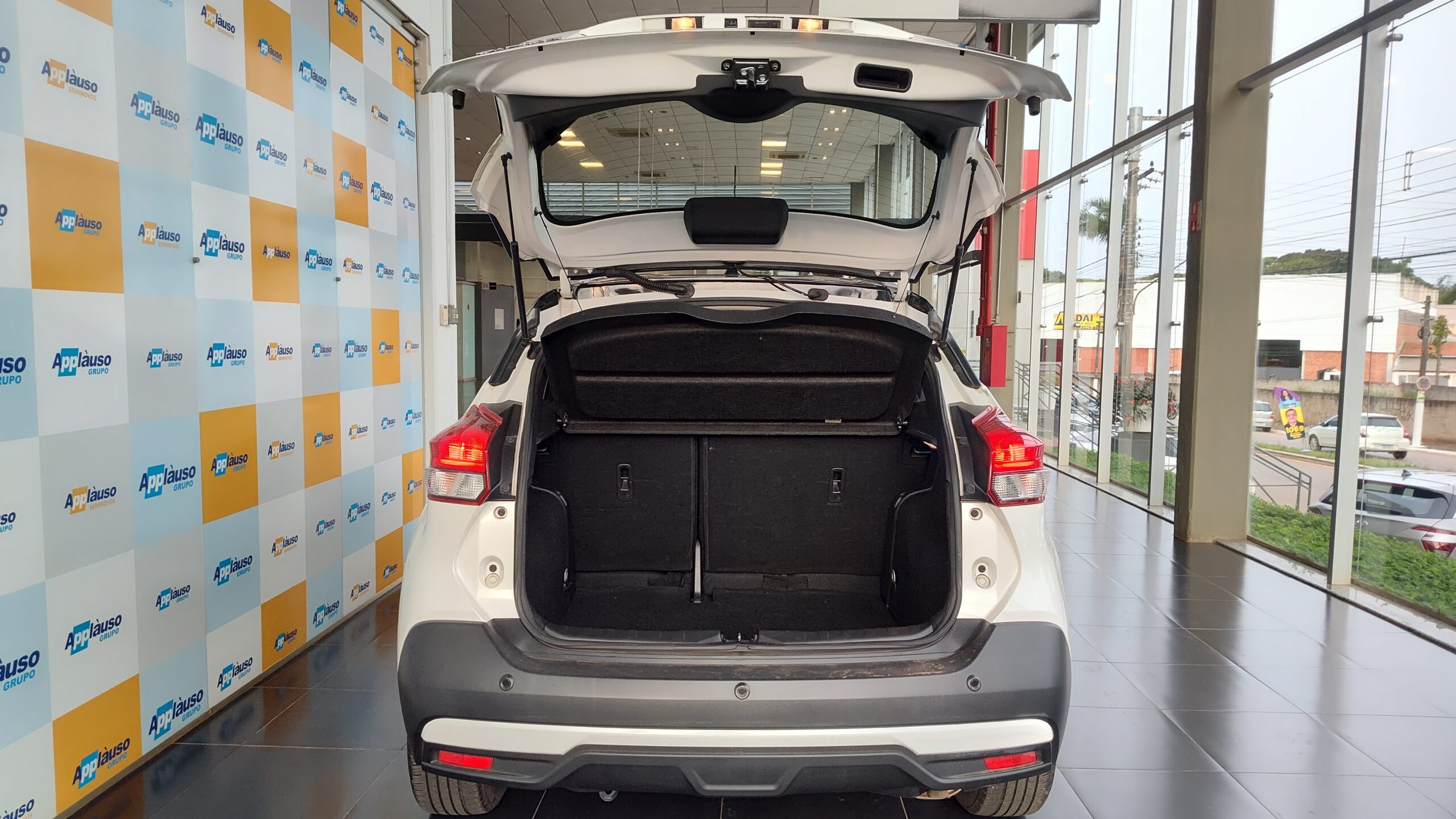 Nissan Kicks - 1.6 16V FLEXSTART SL 4P XTRONIC