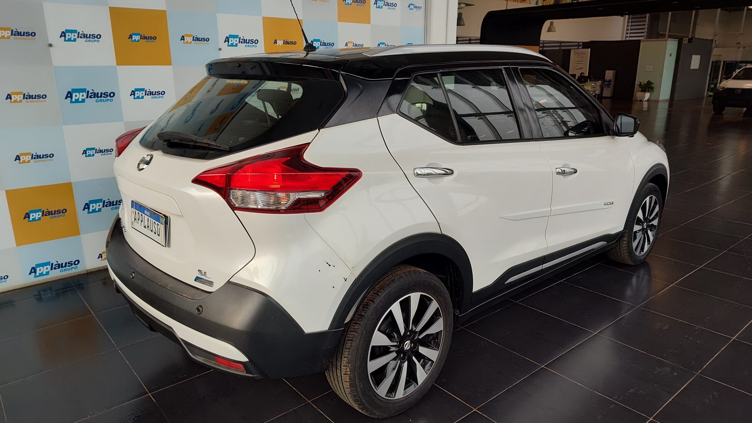 Nissan Kicks - 1.6 16V FLEXSTART SL 4P XTRONIC