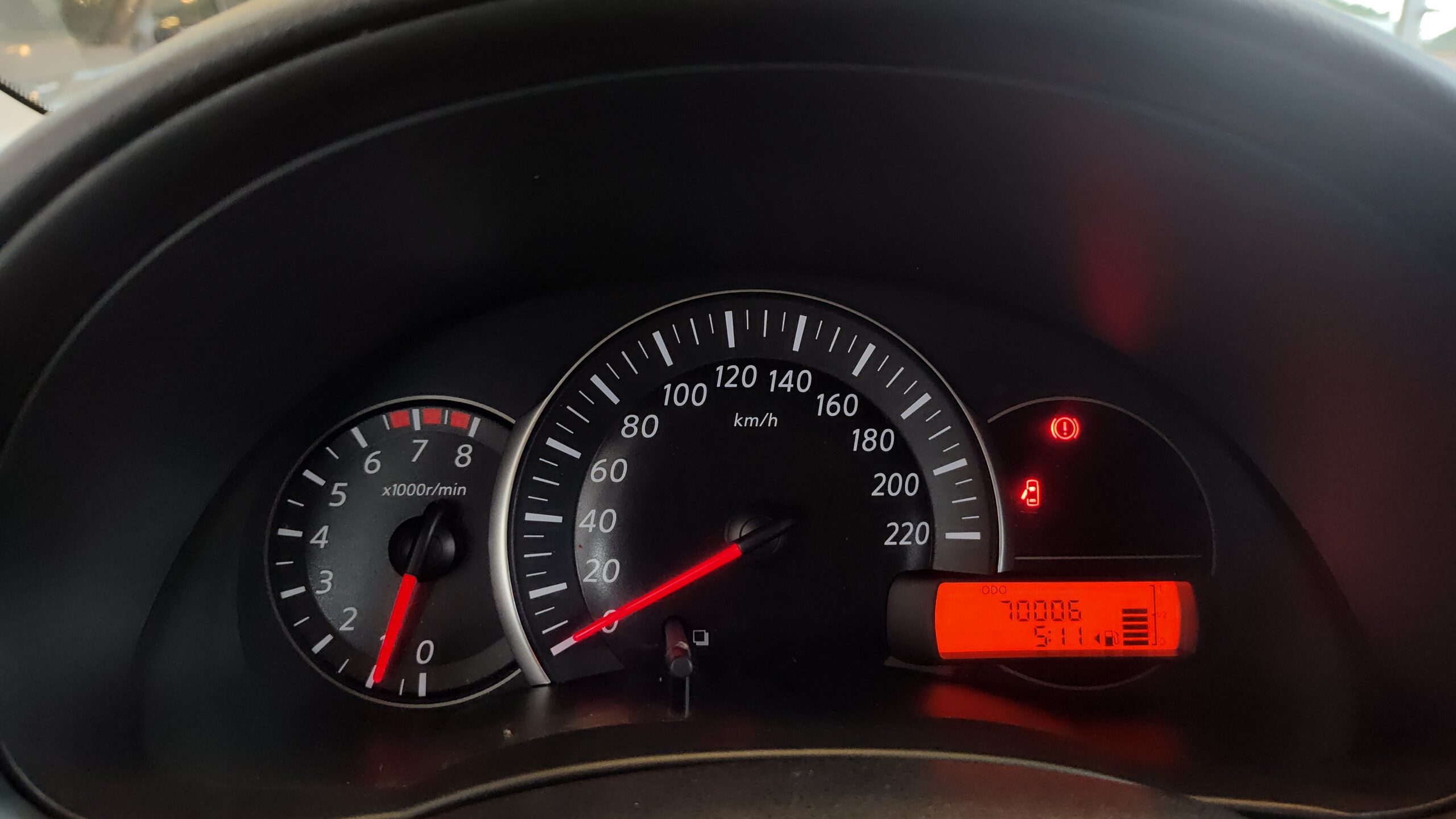 Nissan March - 1.0 SV 12V FLEX 4P MANUAL