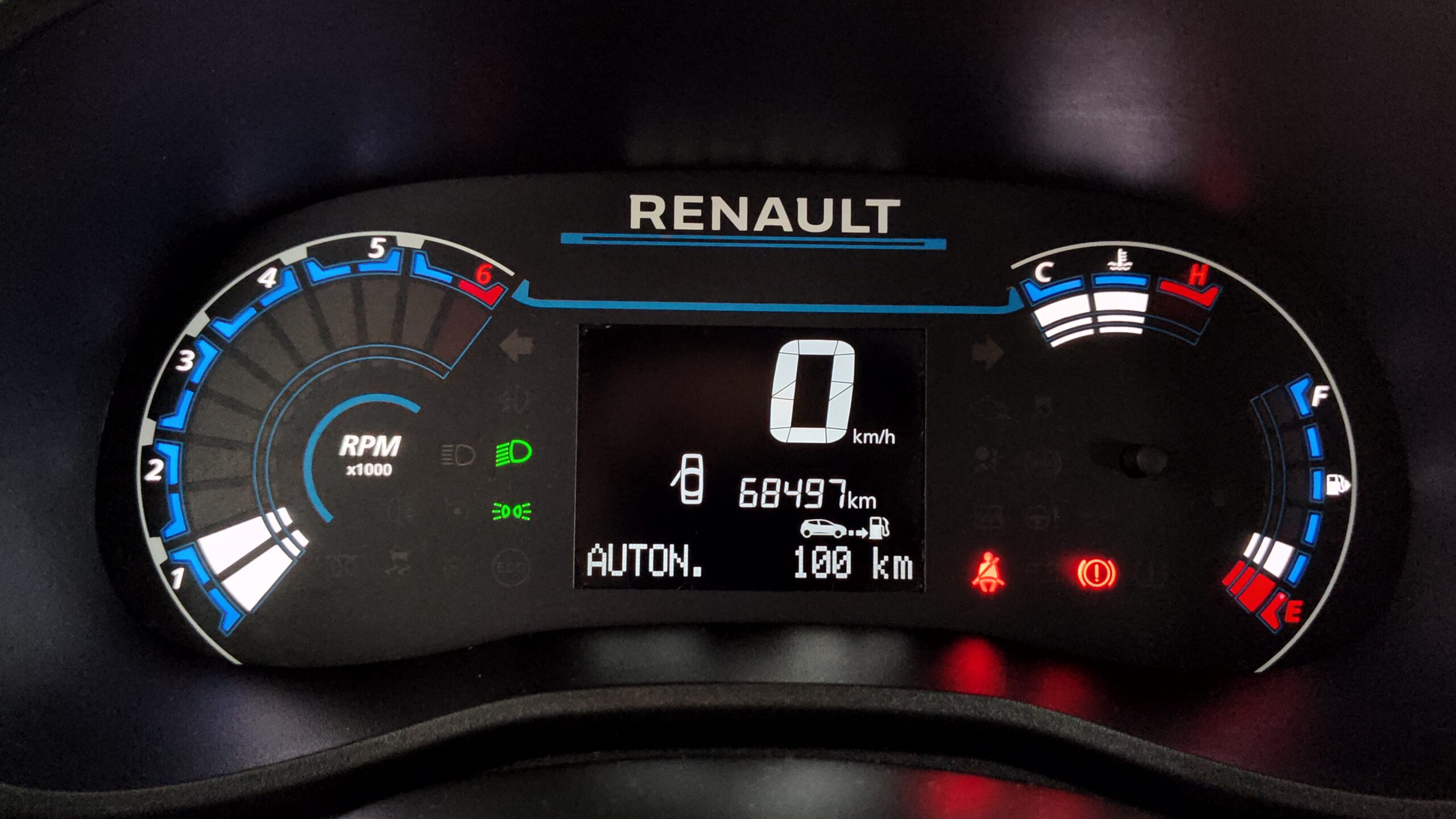 Renault Kwid - 1.0 12V SCE FLEX OUTSIDER MANUAL