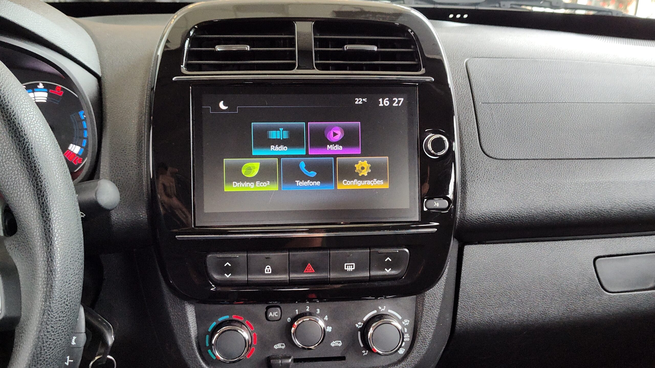 Renault Kwid - 1.0 12V SCE FLEX OUTSIDER MANUAL