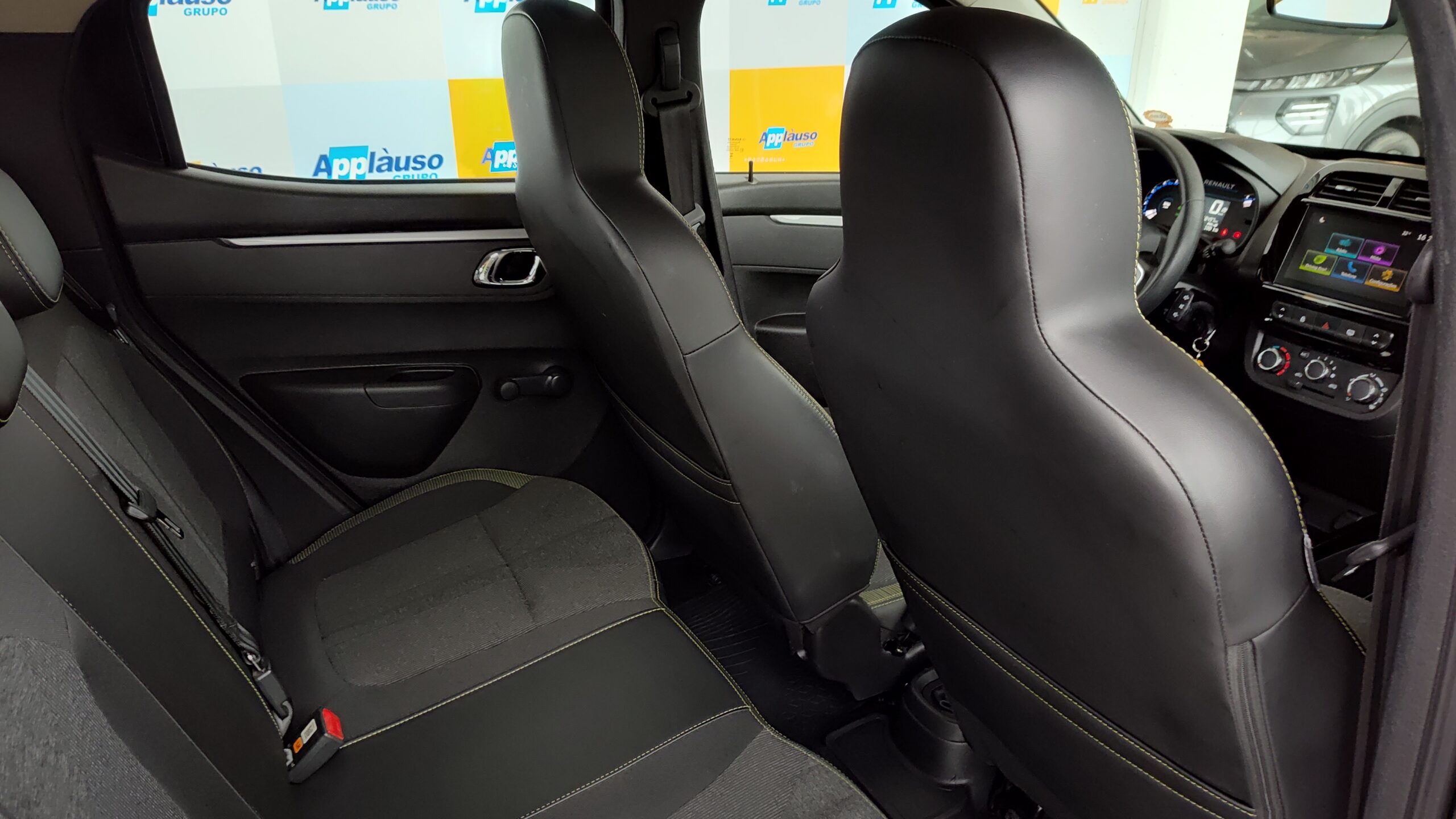 Renault Kwid - 1.0 12V SCE FLEX OUTSIDER MANUAL
