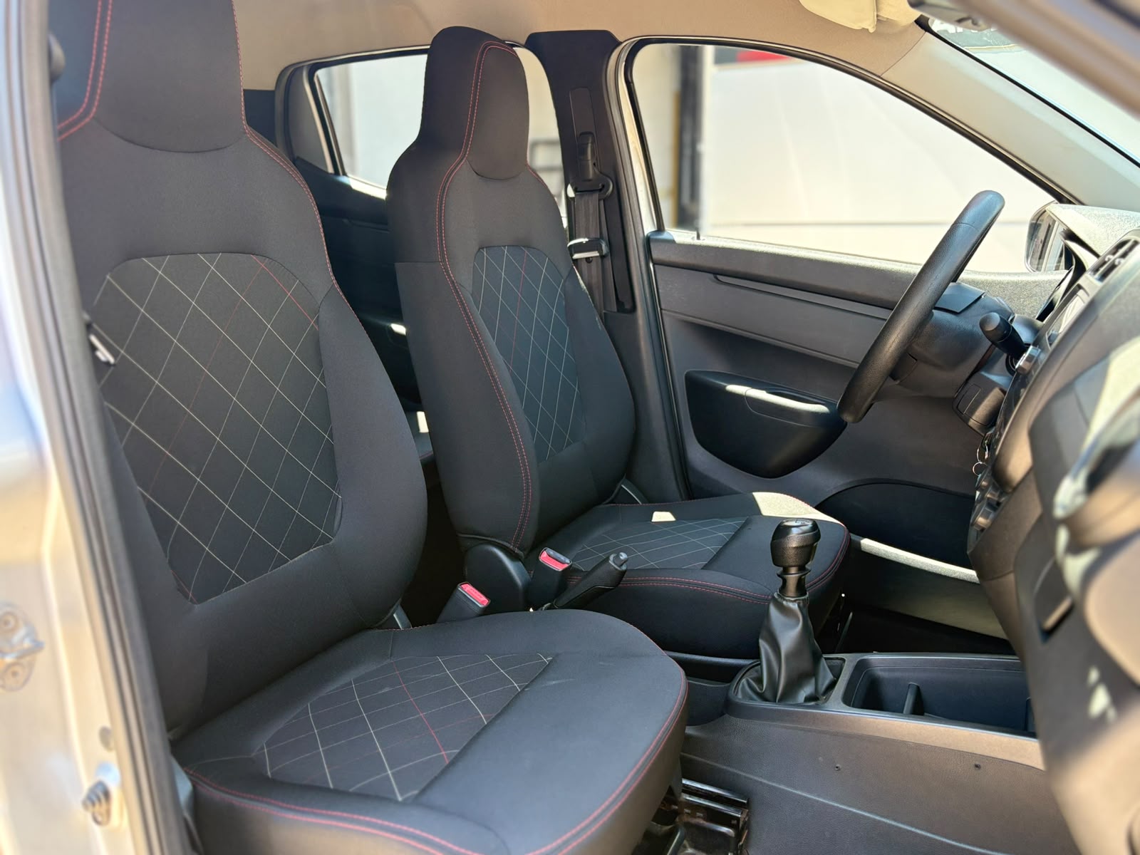 Renault Kwid - 1.0 12V SCE FLEX ZEN MANUAL