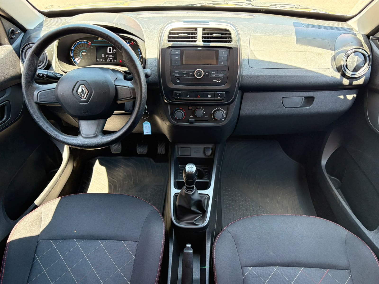 Renault Kwid - 1.0 12V SCE FLEX ZEN MANUAL